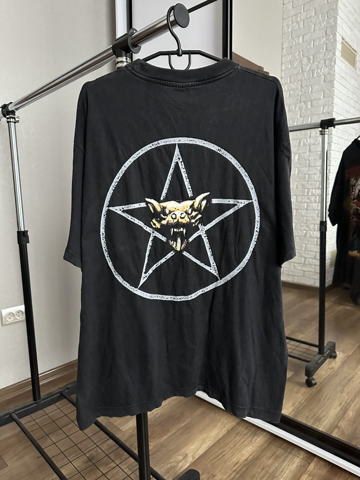 Band Tees Deliverance Satan Devil Vintage Band T-Shirt Tee 90s Spiral Size US XL / EU 56 / 4 - 6 Thumbnail