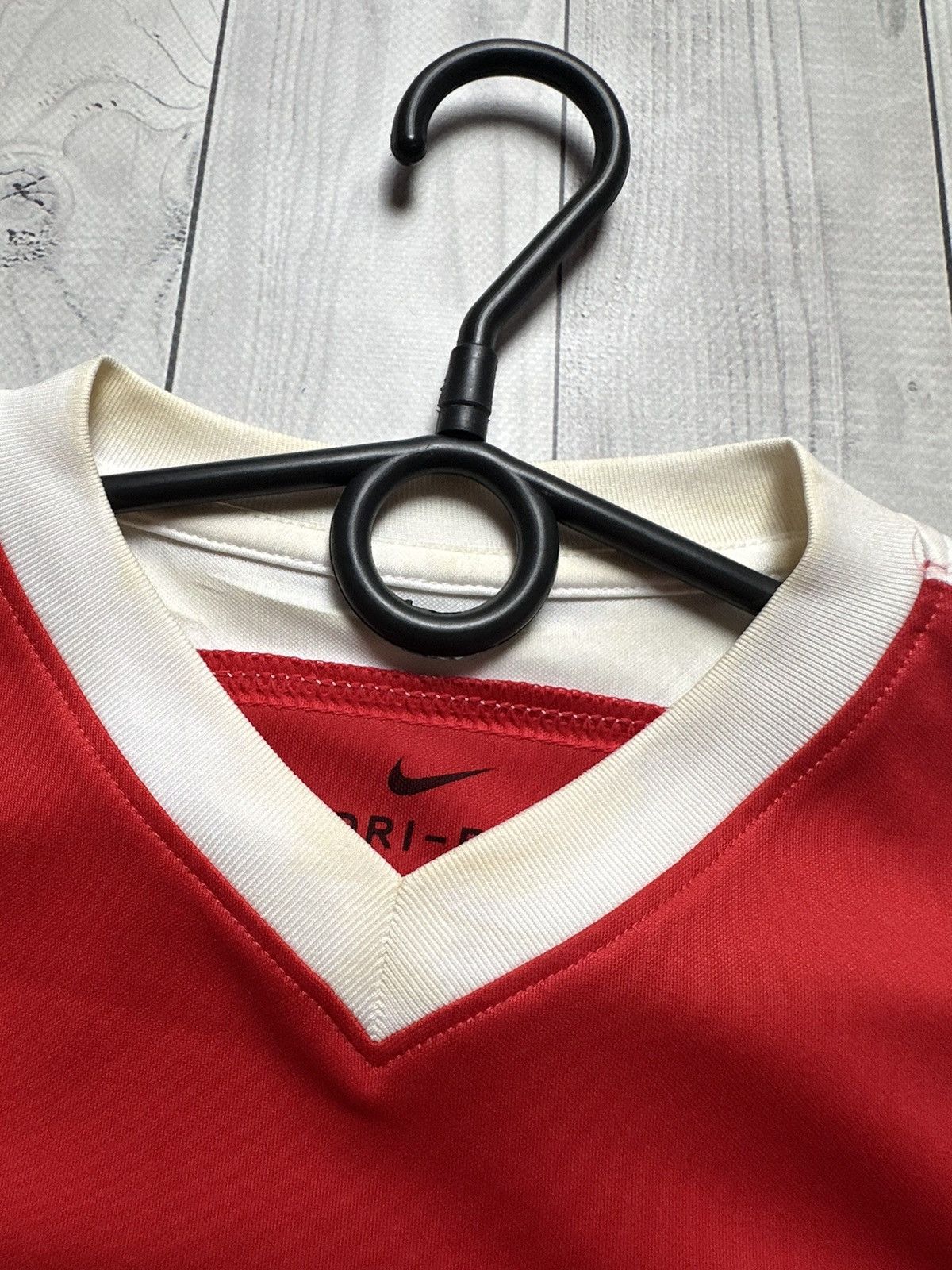 Nike × Vintage Vintage Nike Gibraltar soccer jersey red size L Size US L / EU 52-54 / 3 - 5 Thumbnail
