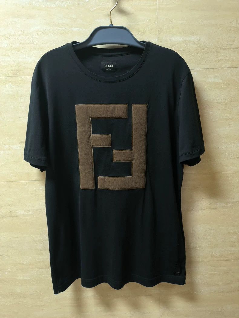 Fendi Fendi Men's Black Embroidered F T-Shirt-yf Size US L / EU 52-54 / 3 - 1 Thumbnail