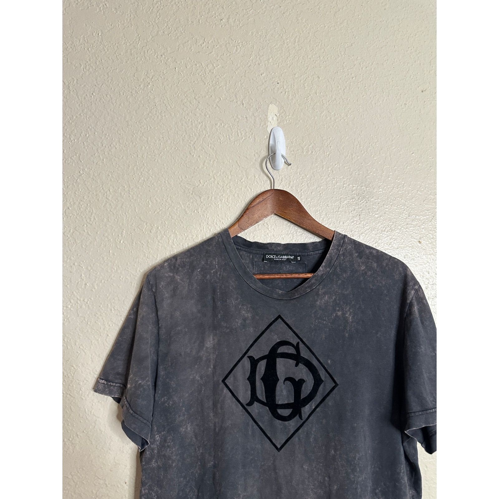 Dolce & Gabbana Dolce & Gabbana Gray Discolored Effect DG Logo T-Shirt Size US M / EU 48-50 / 2 - 9 Thumbnail