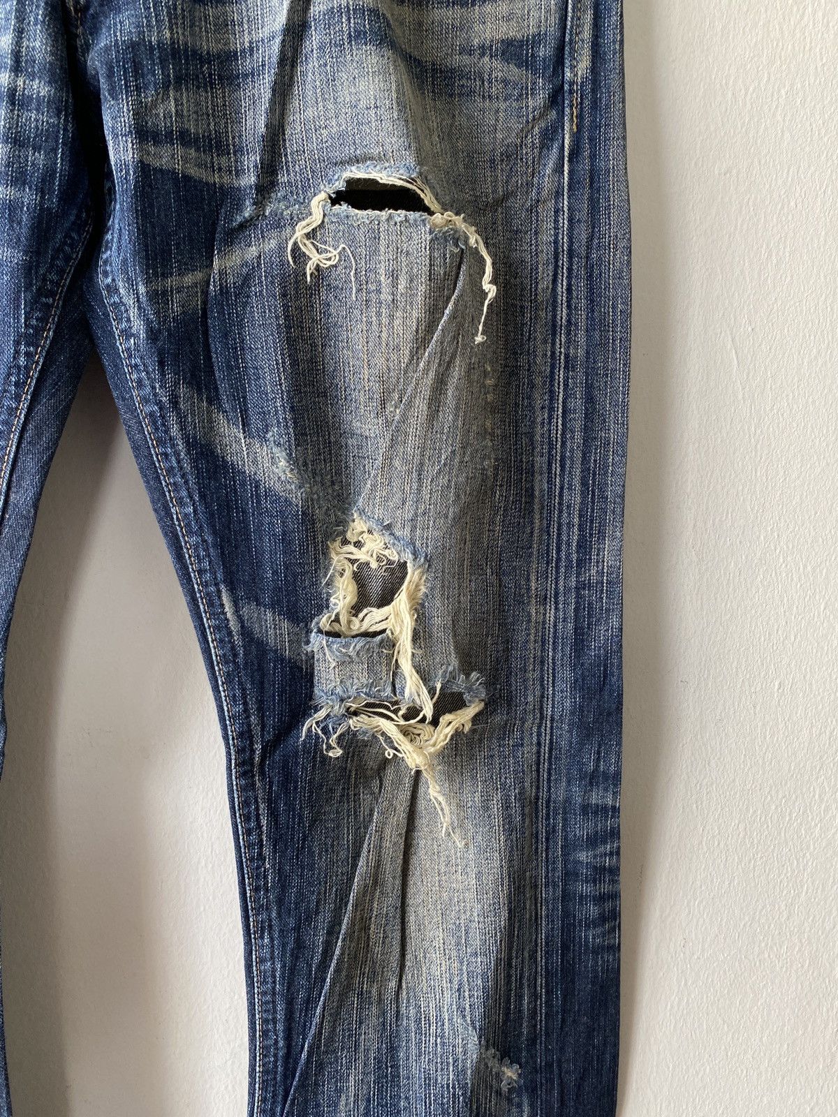 Edwin Japanese Brand Edwin 503 Blue Trip Distressed Denim Size US 31 - 8 Thumbnail