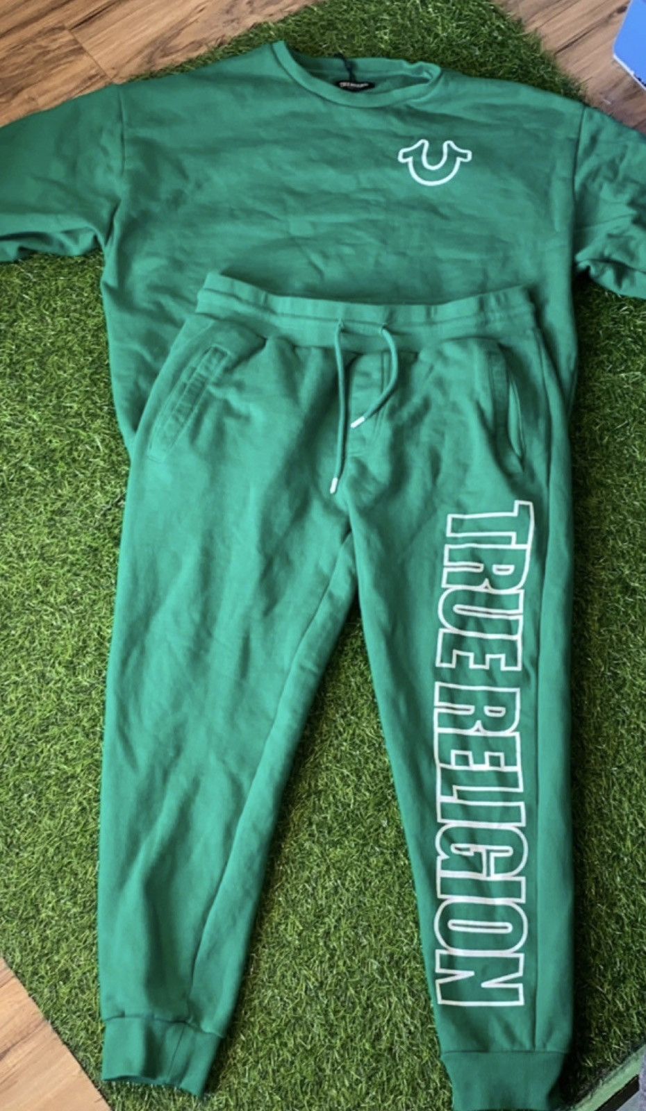 image of True Religion Full Green Set Outfit Joggers + Sweater Sports, Men's (Size Large)