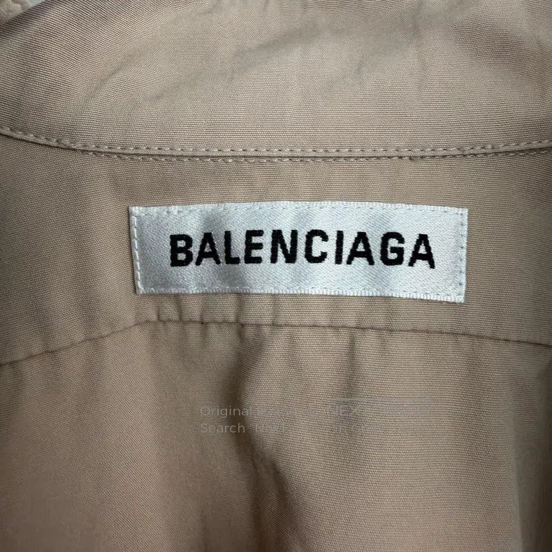 Balenciaga Balenciaga Back Alphabet Shirt Size XXS / US 00 / IT 34 - 2 Thumbnail