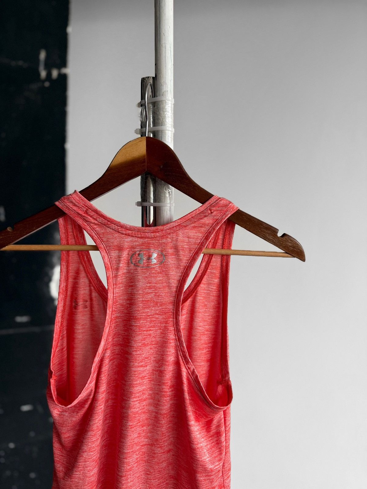 Under Armour Under Armour HeatGear Womens Running Gym Vest Tank Top Size XS / US 0-2 / IT 36-38 - 4 Thumbnail