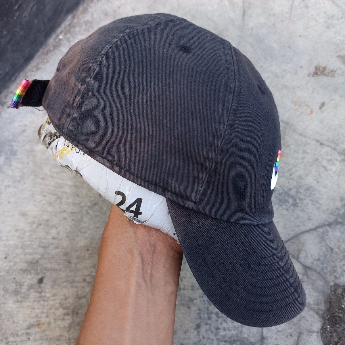 Nike LGBTQ flag designer x nike archival hat Size ONE SIZE - 10 Thumbnail