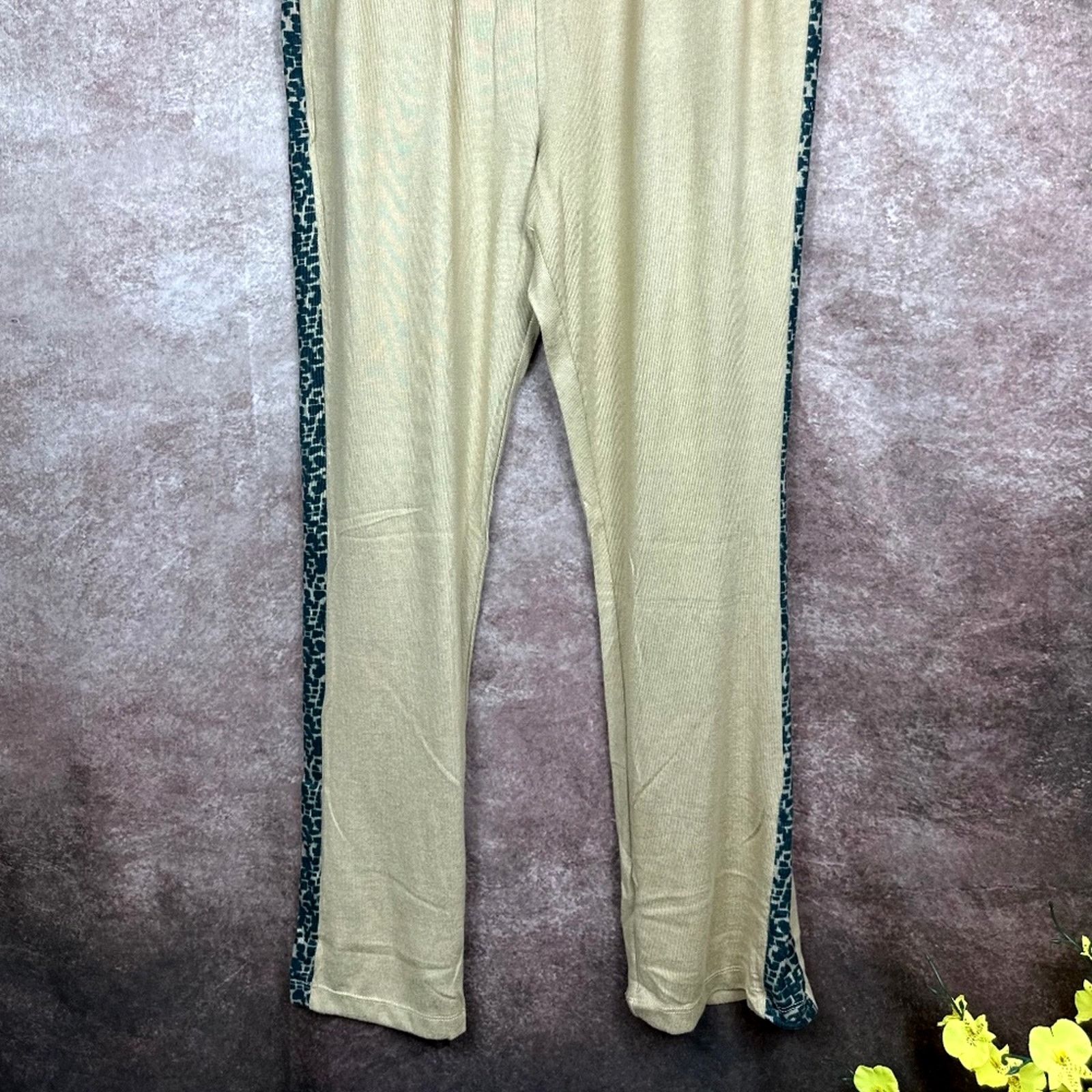 Other Retreat Rhonda Shear Knit Pants Suntan Abstract Animal L Size 33" - 6 Thumbnail