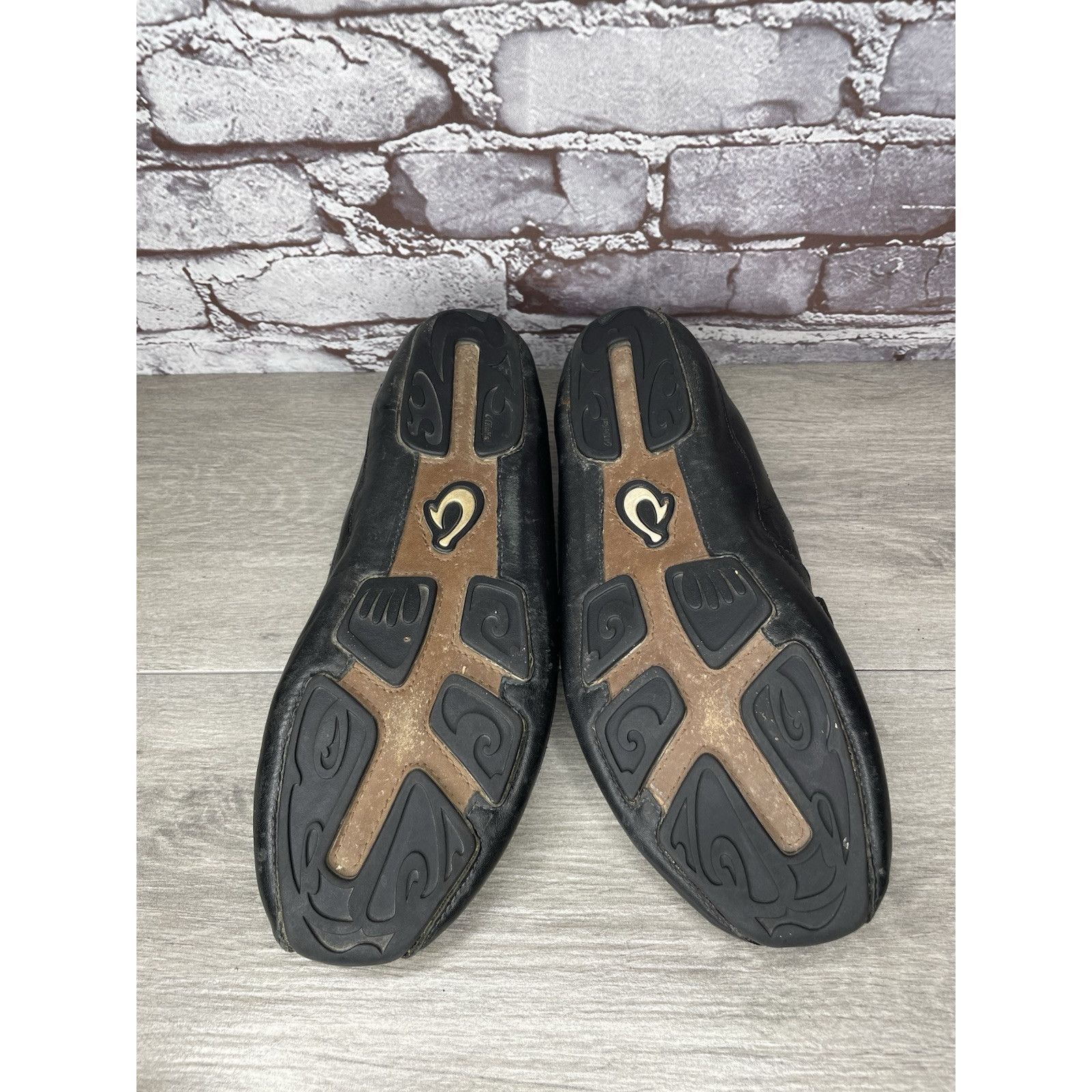 Olukai Olukai Akepa Moc Slip On Loafers Men's size 10.5 Black Leath Size US 10.5 / EU 43-44 - 24 Thumbnail