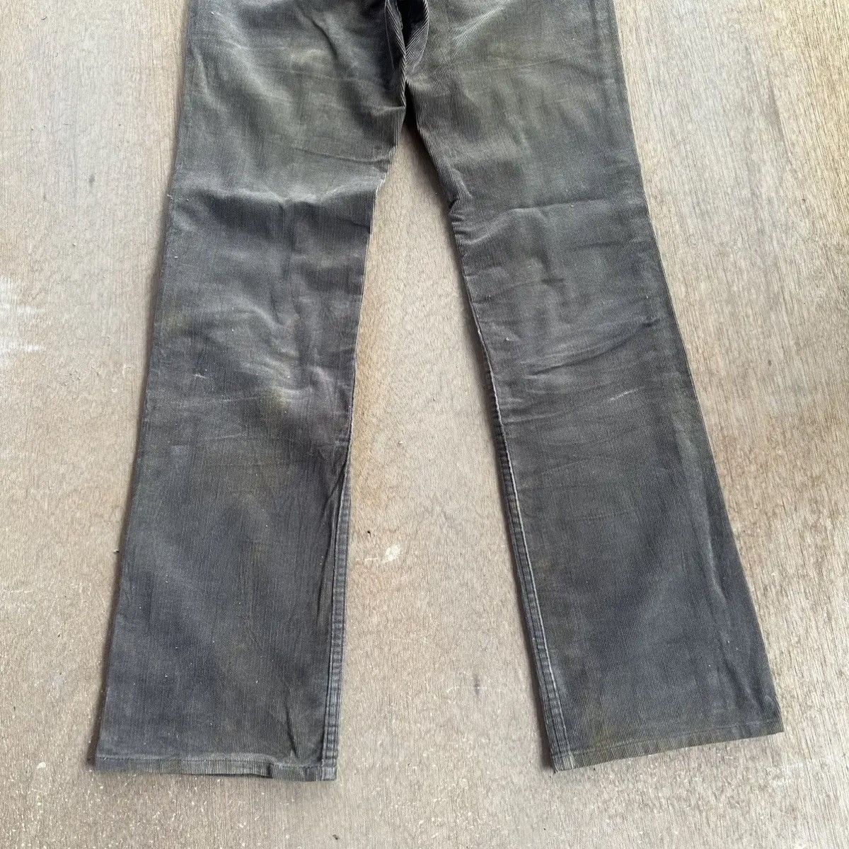 Levi's 90’s Vintage Levi’s 517 FLARE/BOOTCUT Corduroy Madein Japan Size US 31 - 19 Thumbnail