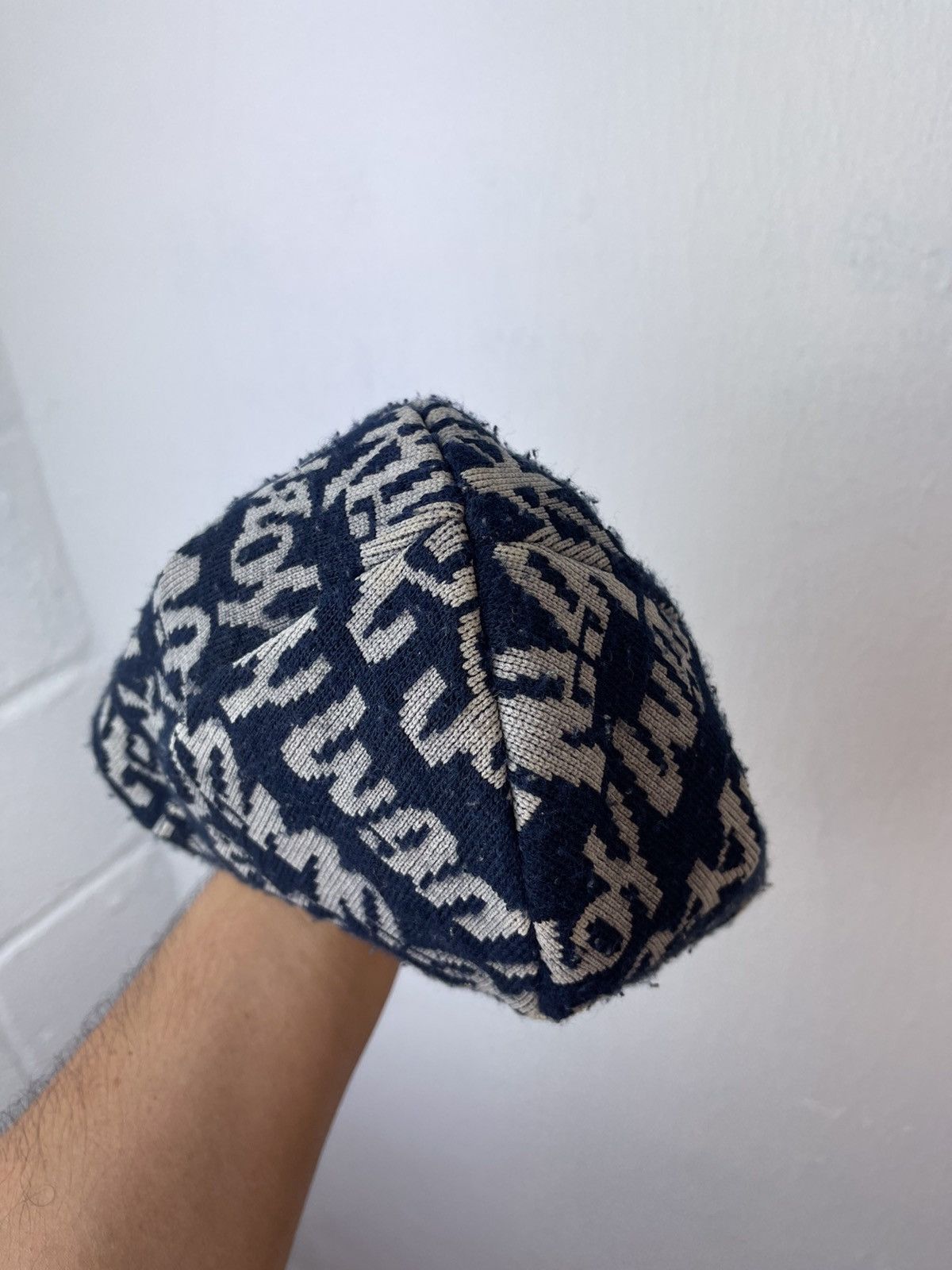 Supreme 2001 Supreme Graffiti Script Logo Beanie Size ONE SIZE - 5 Thumbnail
