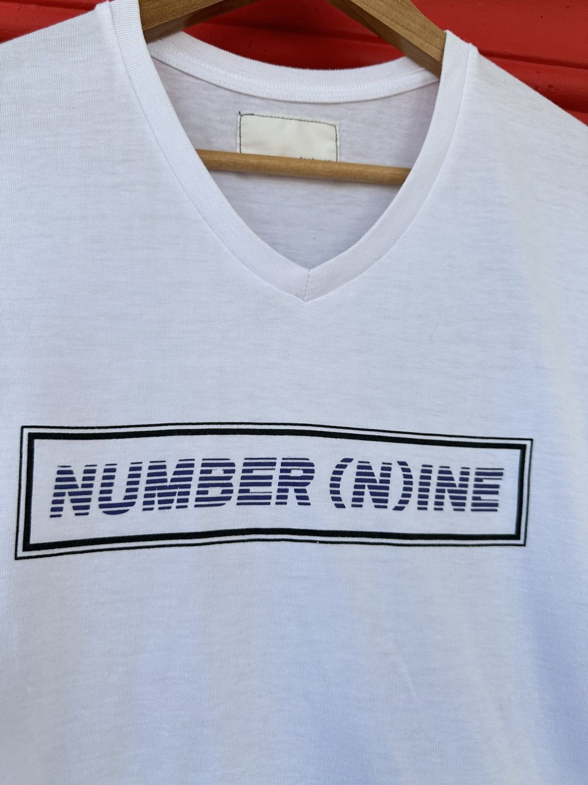Number (N)ine Number (N)ine Spellout Box Logo V-Neck Tee Size US M / EU 48-50 / 2 - 2 Thumbnail