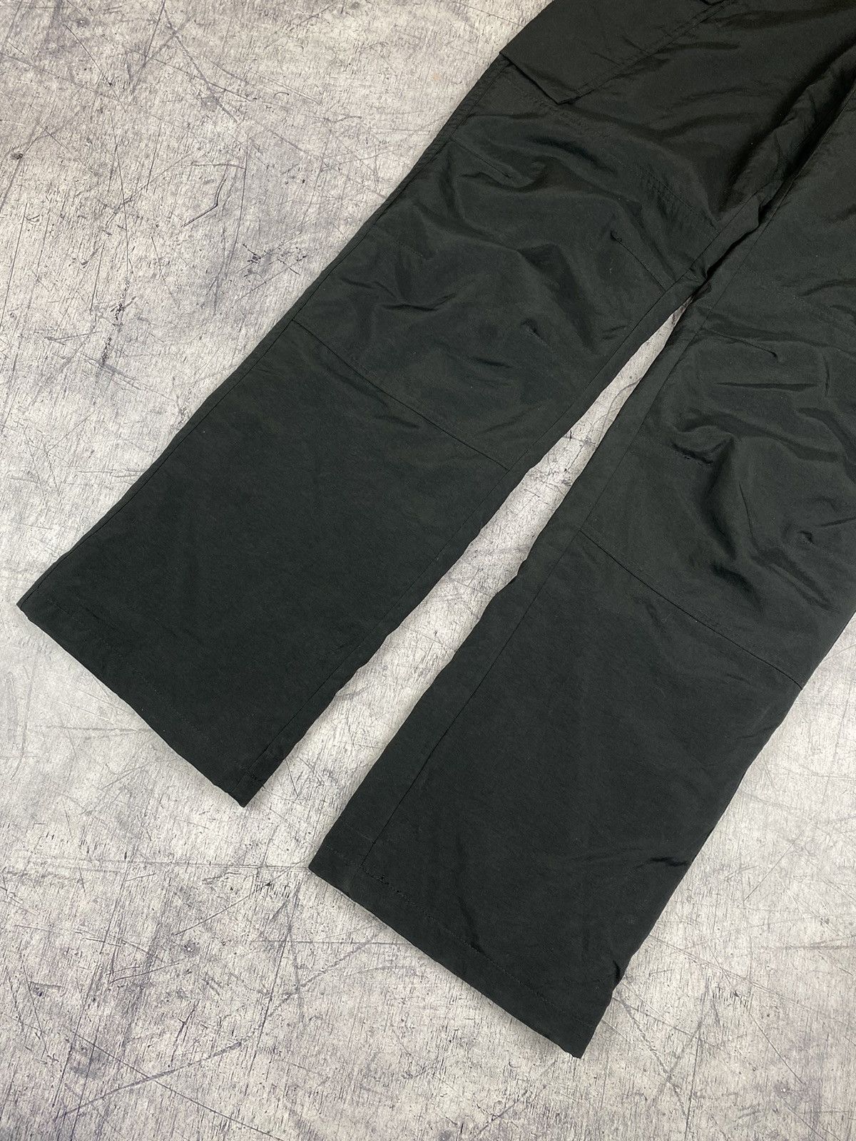 Nike Vintage Nike ACG Cargo Pants Outdoor Life Size 28 Size US 28 / EU 44 - 10 Thumbnail