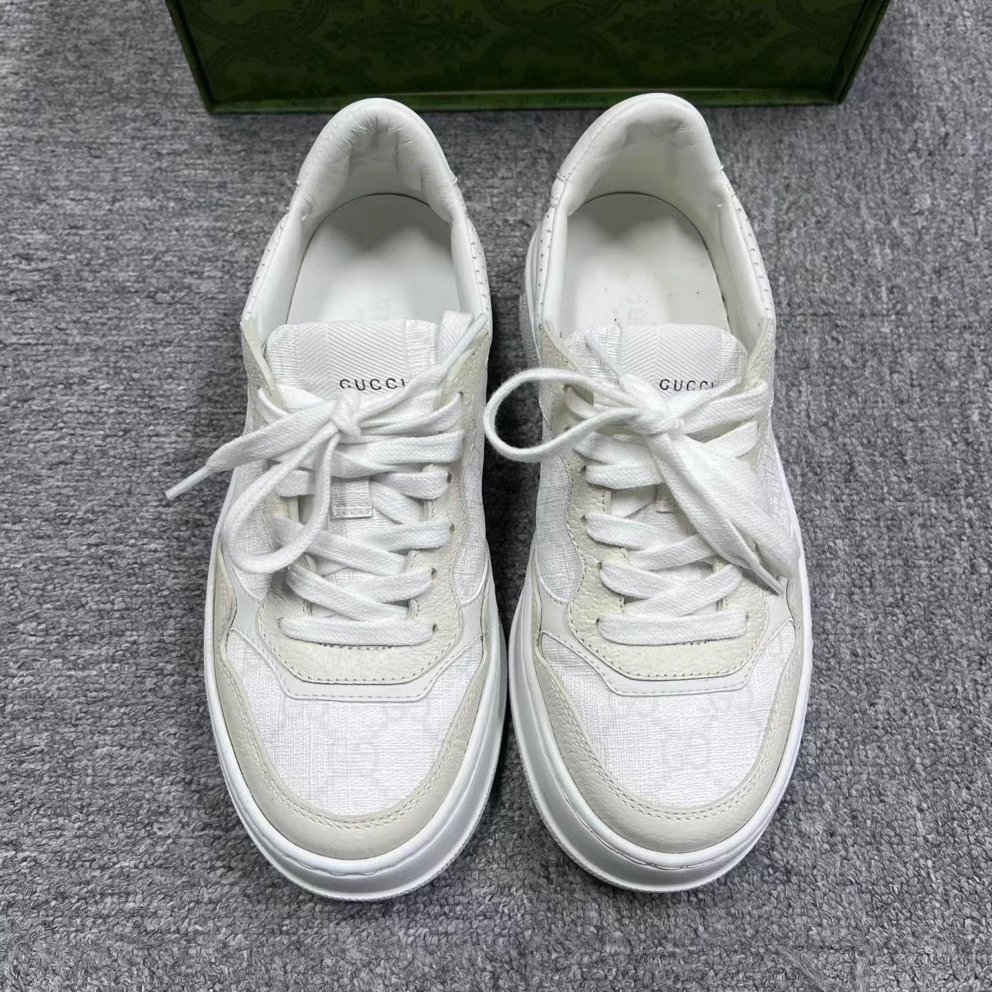 Gucci Gucci Women's White Gray Canvas Leather Low-Top Sneakers Size US 5.5 / IT 35.5 - 3 Thumbnail