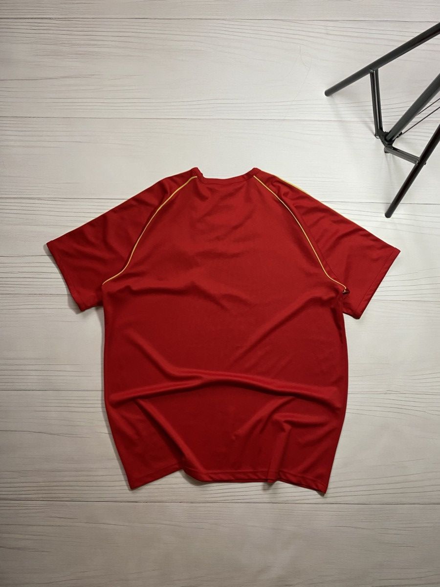 Adidas Vintage Adidas Spain 2007 home soccer football y2k jersey Size US L / EU 52-54 / 3 - 2 Thumbnail
