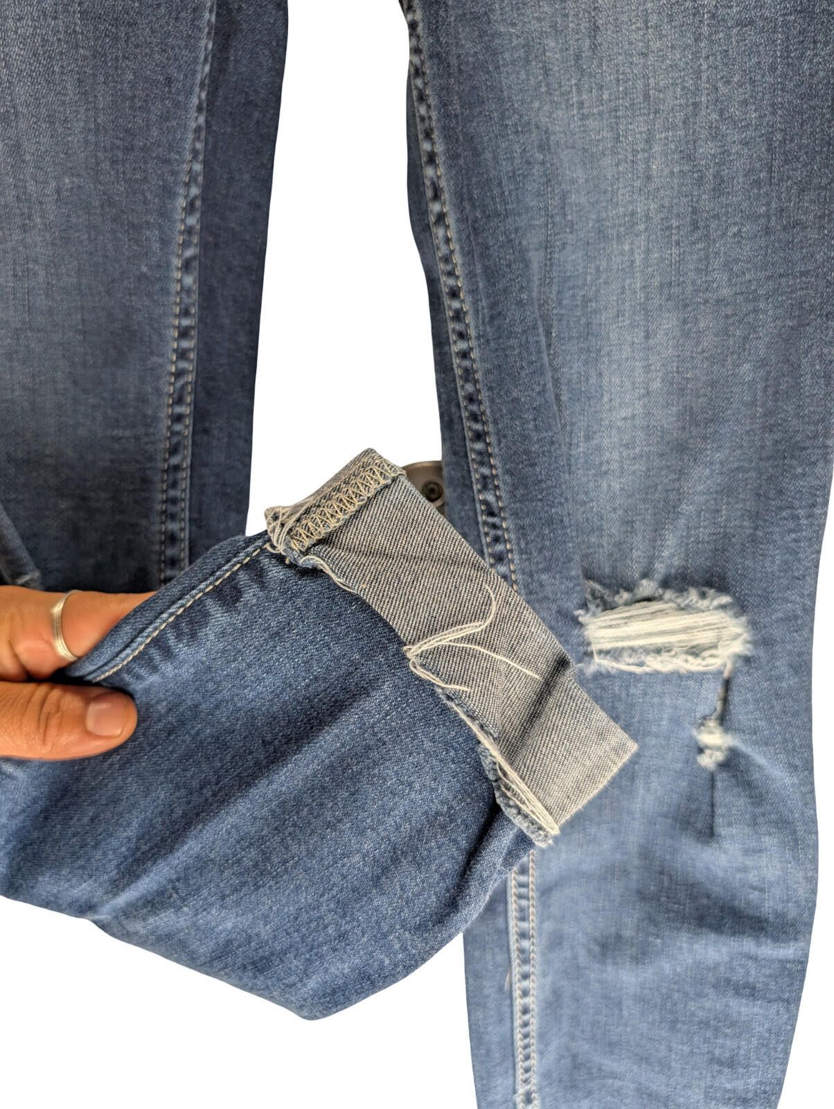 Hollister Hollister Crop Skinny Jeans Size 0 Distressed Cuffed Hem Size 25" / US 0 / IT 36 - 3 Thumbnail