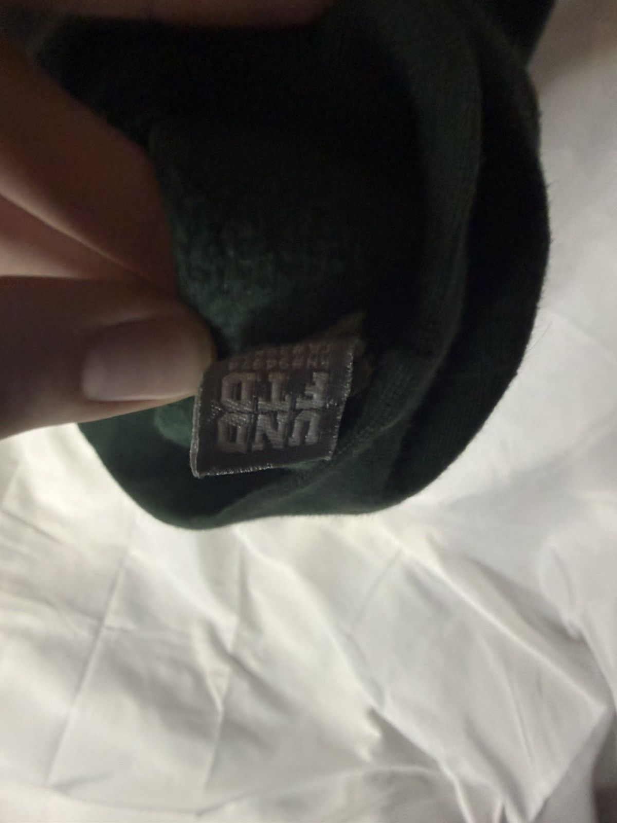 Undefeated Undefeated No. 1 Ammo Bullet Tally Logo L/S Crewneck Green Size US M / EU 48-50 / 2 - 6 Thumbnail