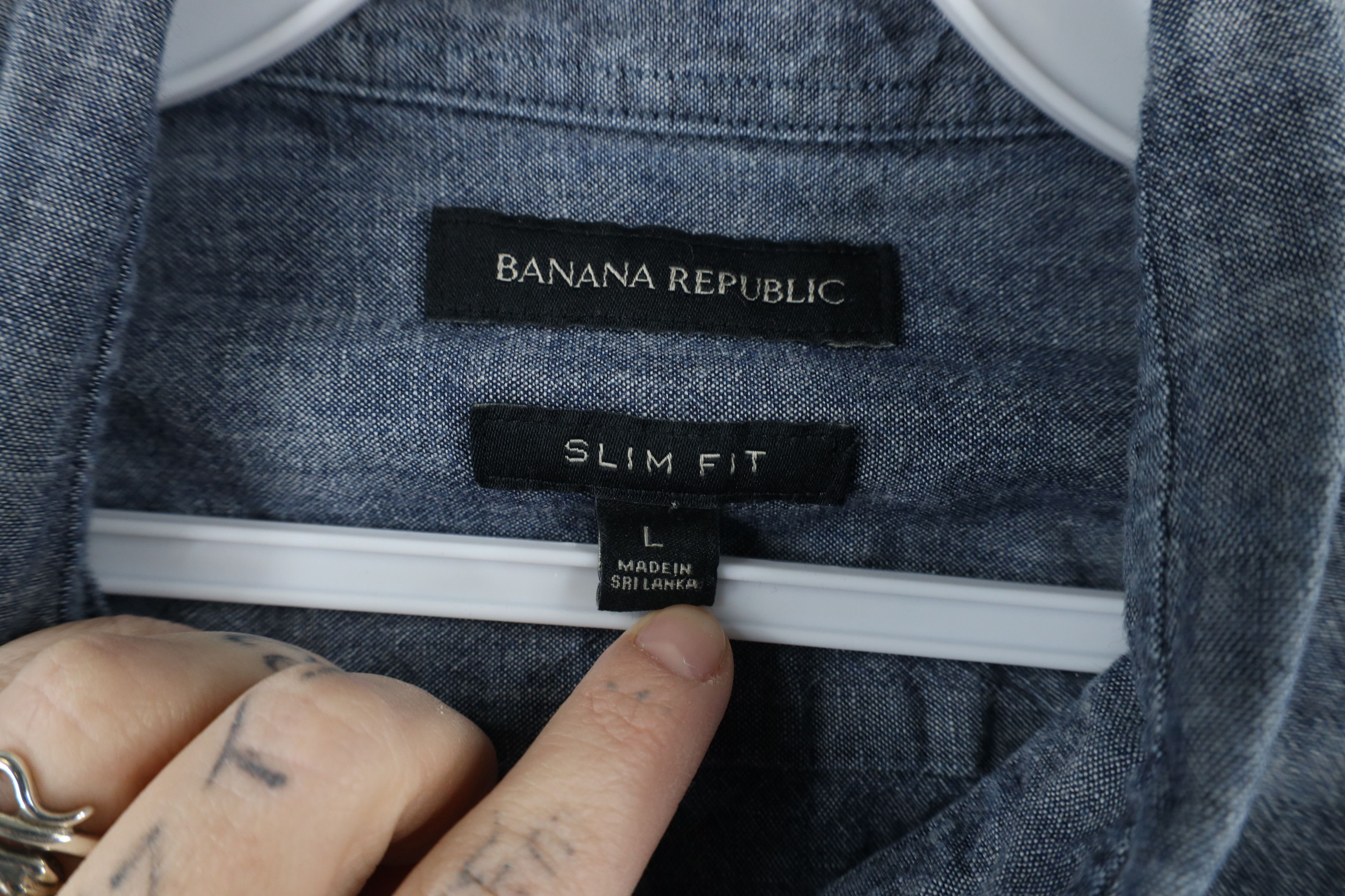Banana Republic × Vintage Banana Republic Fit Chambray Collared Button Down Shirt Blue Size US L / EU 52-54 / 3 - 6 Thumbnail