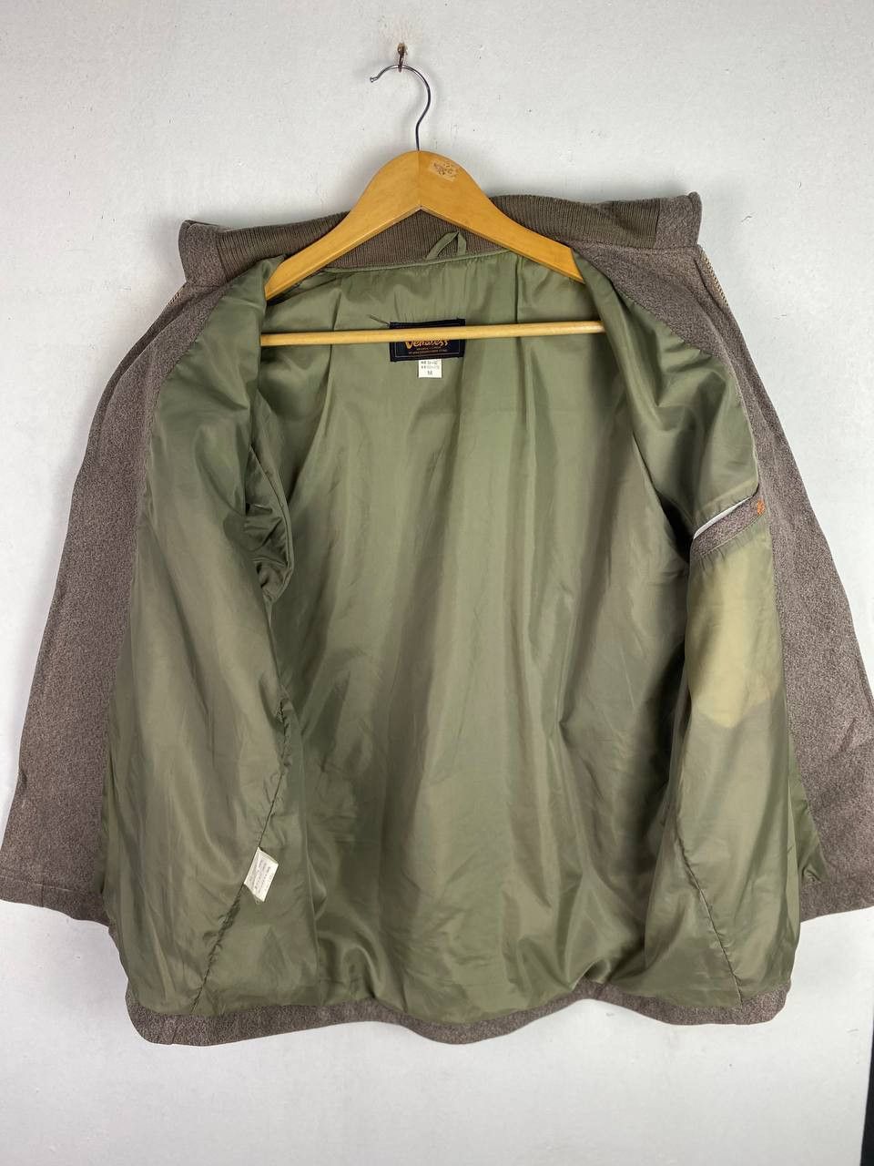 Japanese Brand vintage japanese brand grey jacket nice design Size US M / EU 48-50 / 2 - 5 Thumbnail