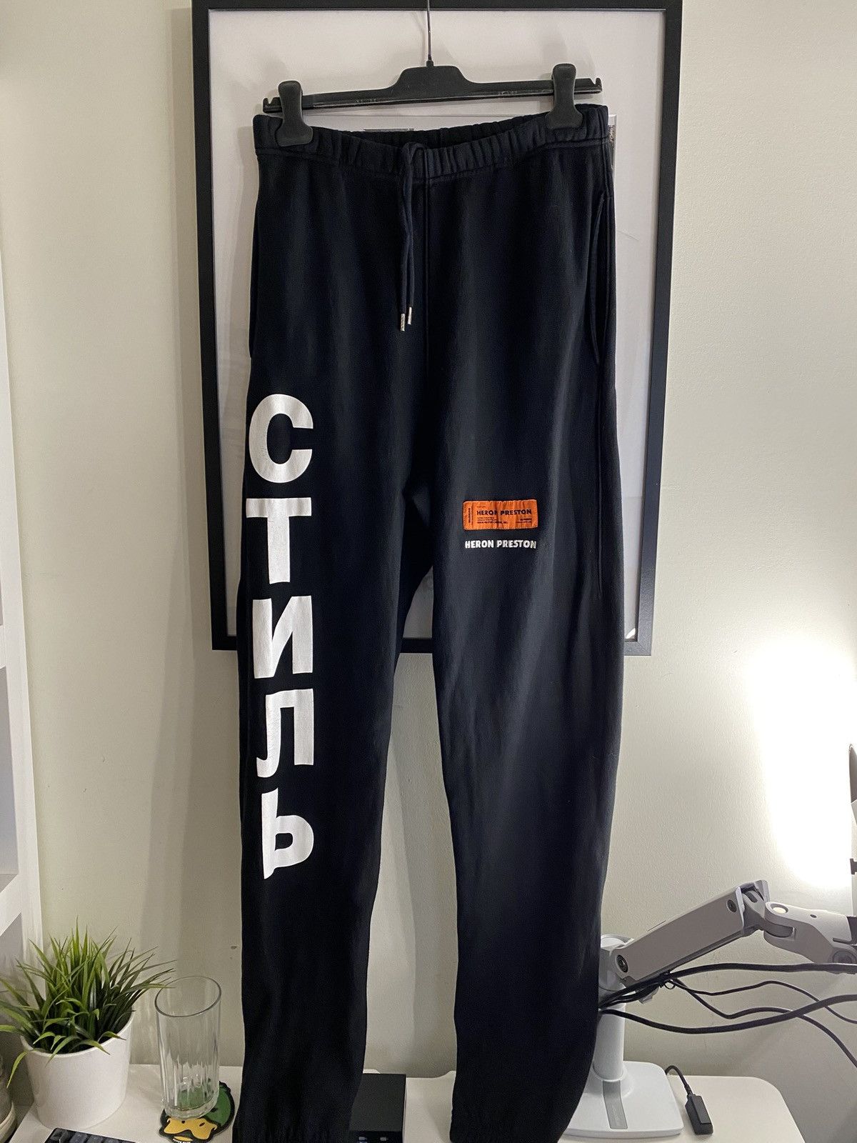 Heron Preston Heron Preston KK CTNMB Sweatpants Size US 28 / EU 44 - 3 Thumbnail