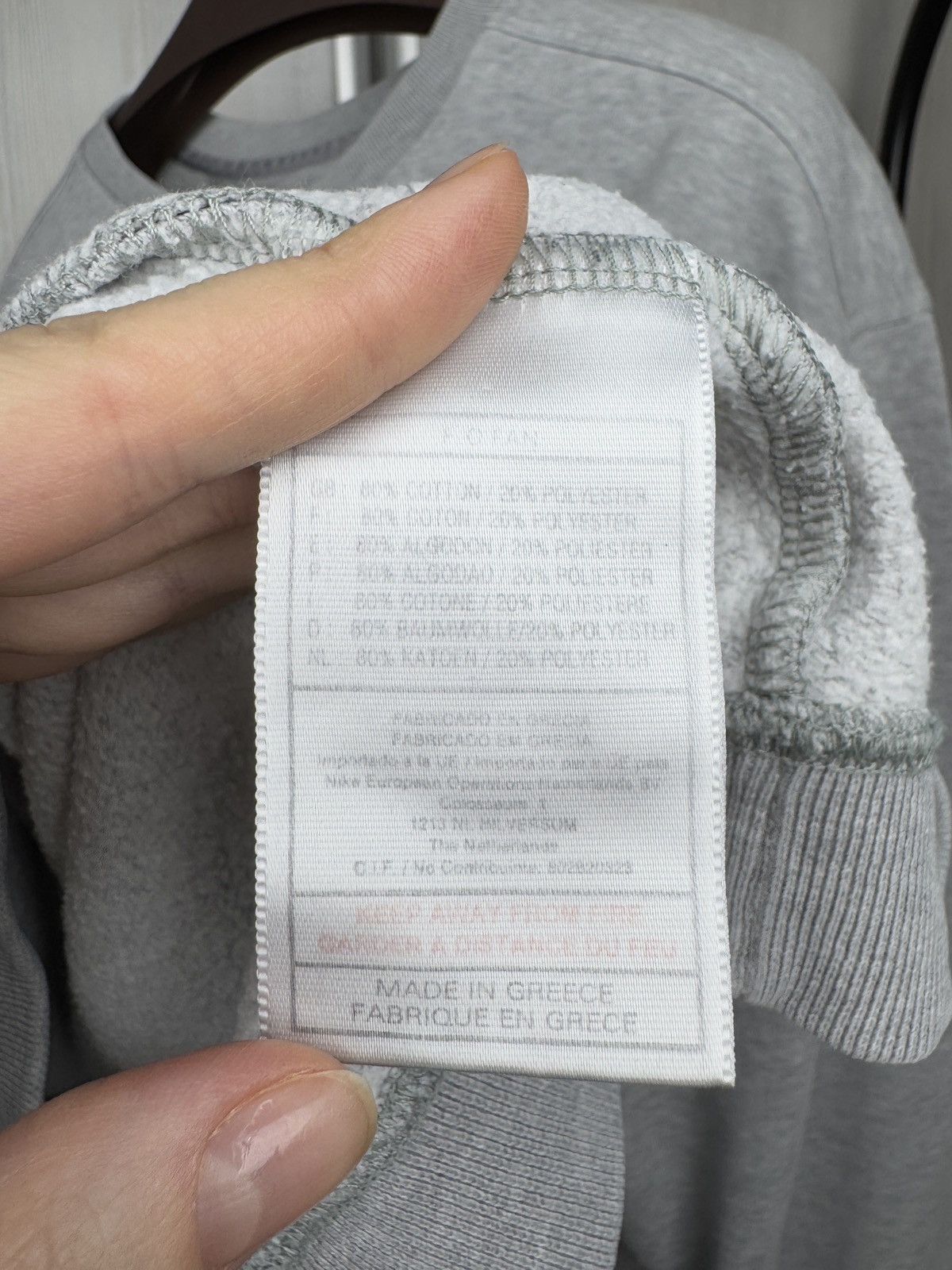 Nike Nike vintage y2k grey basic small logo swoosh sweatshirt Size US L / EU 52-54 / 3 - 10 Thumbnail