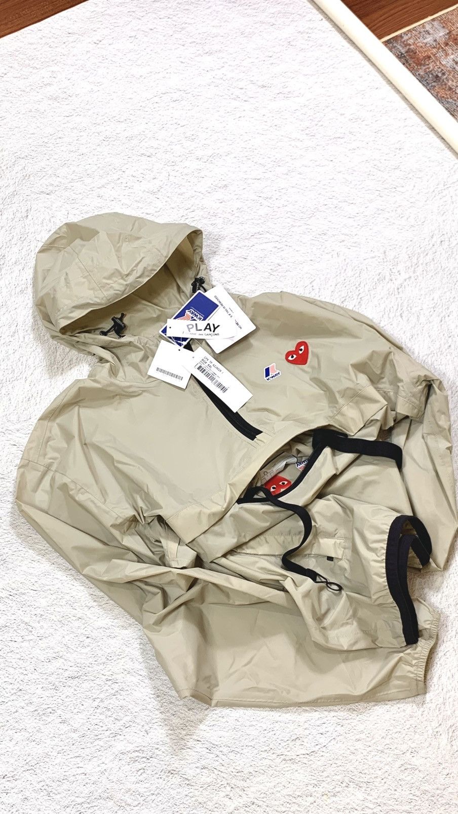 Comme des Garcons LIMITED ITEM COMME DES GARCONS PLAY 🔥 Size US XXL / EU 58 / 5 - 3 Thumbnail