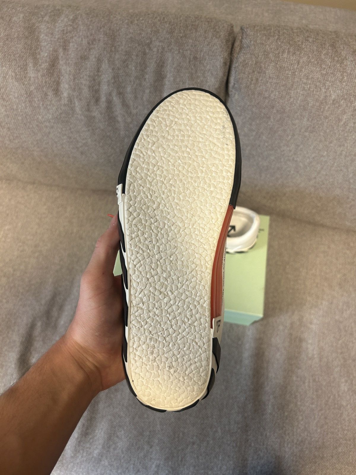 Off-White Off-white Vulc Low White (Updated Stripes) Size US 7 / EU 40 - 6 Thumbnail