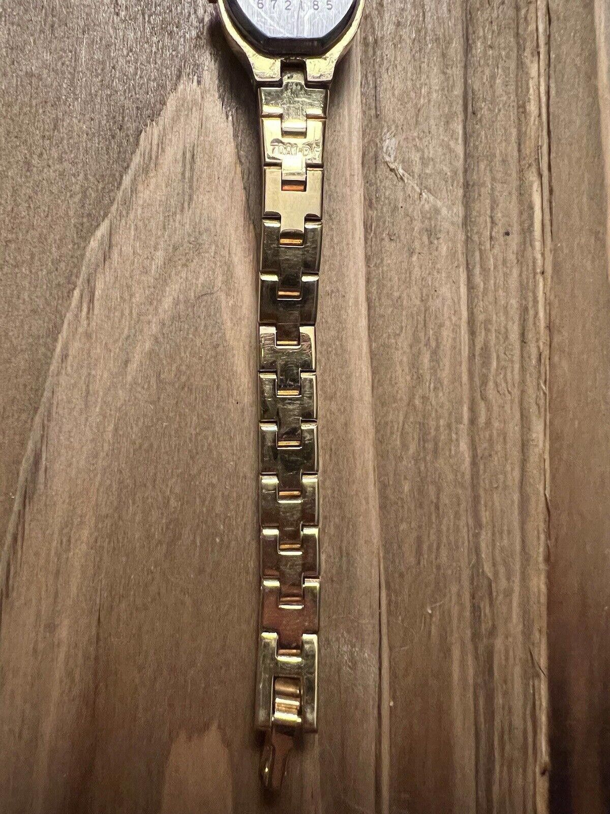 Pulsar Pulsar 672185 Women's Gold Tone Quartz Watch New Battery Size ONE SIZE - 6 Thumbnail