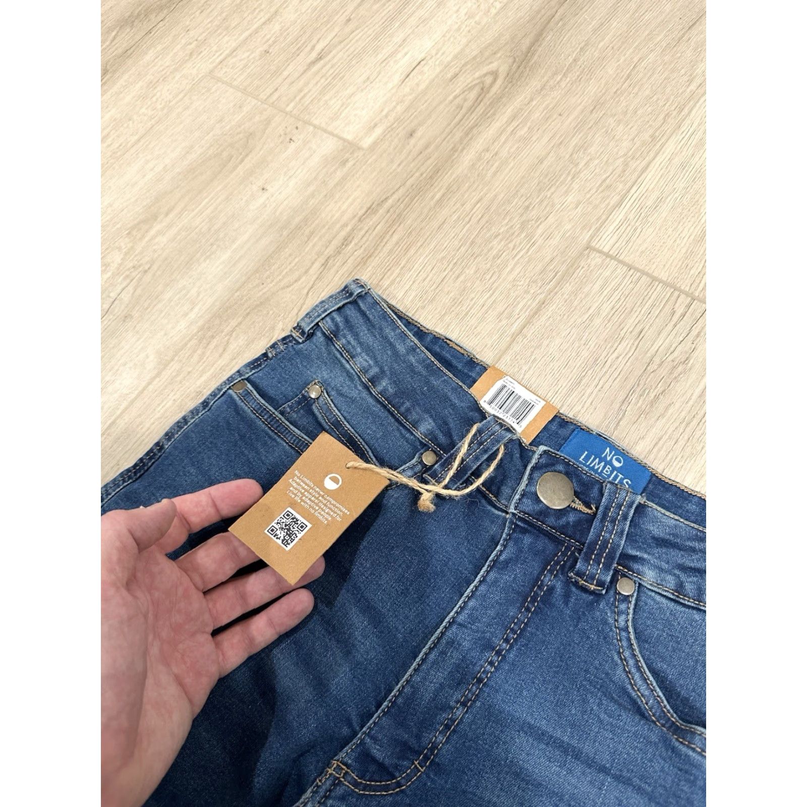 Vintage NWT No Limbits Denim Jeans 30x30 Mens Blue Dark Wash Stretch Zipper Straight Grunge 30 Inseam Jeans Mens Regular Fit Trend Size US 30 / EU 46 - 6 Thumbnail