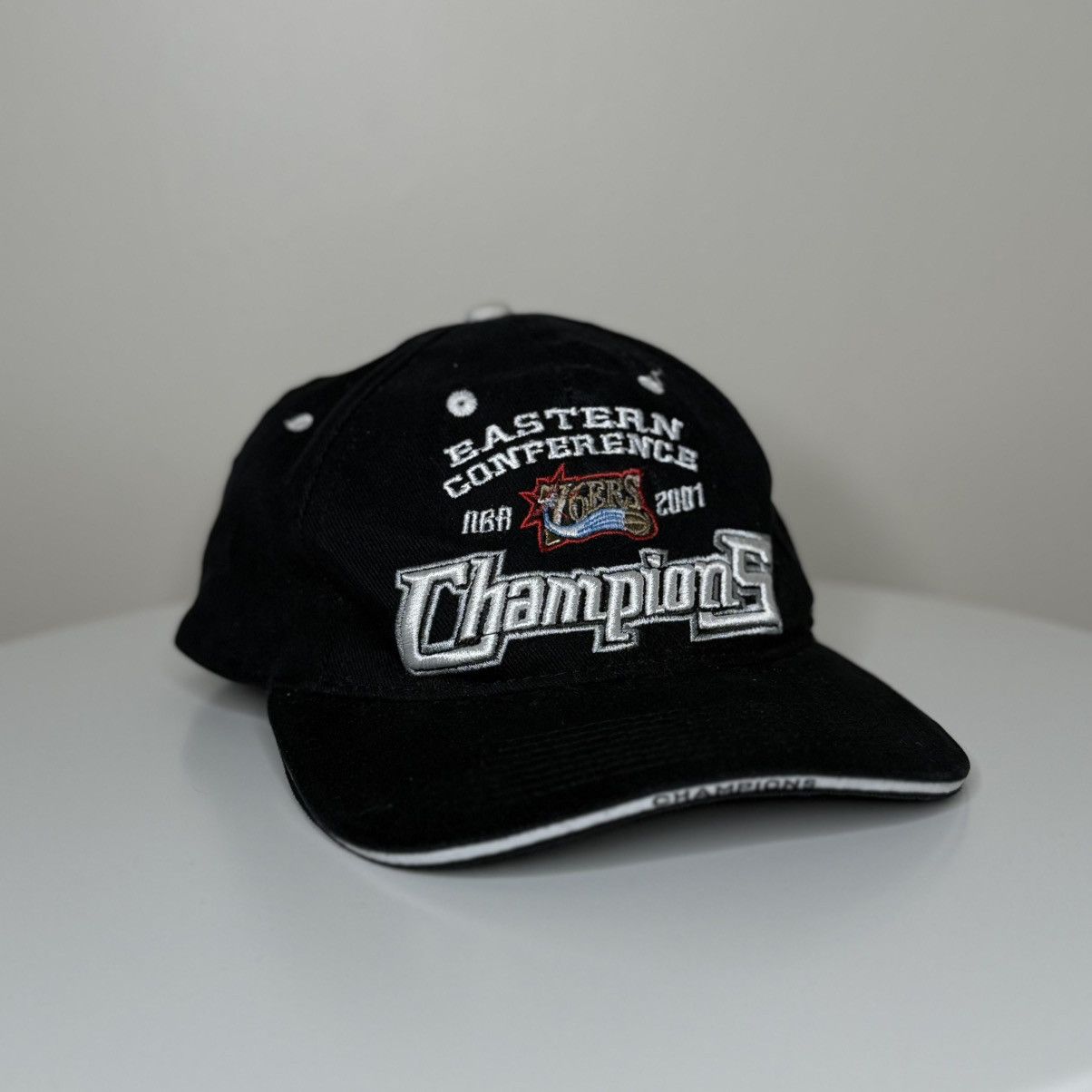 NBA Vintage NBA 76ers 2001 Eastern Conference Champions Cap Size ONE SIZE - 1 Thumbnail