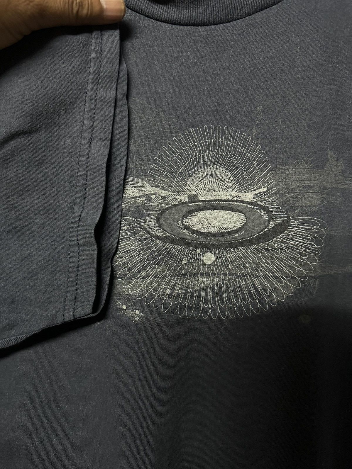 Oakley × Vintage Vintage Oakley Canter Logo Faded Tee Size US L / EU 52-54 / 3 - 6 Thumbnail