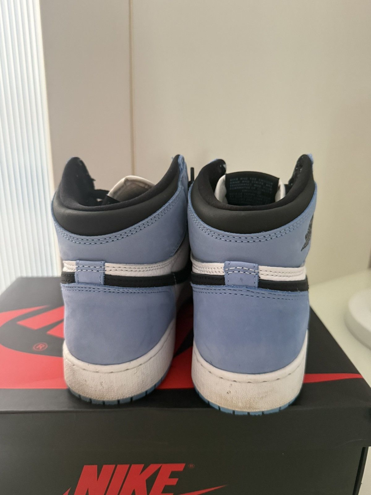 Jordan Brand Jordan 1 “University Blue” Size US 6 / EU 39 - 4 Thumbnail