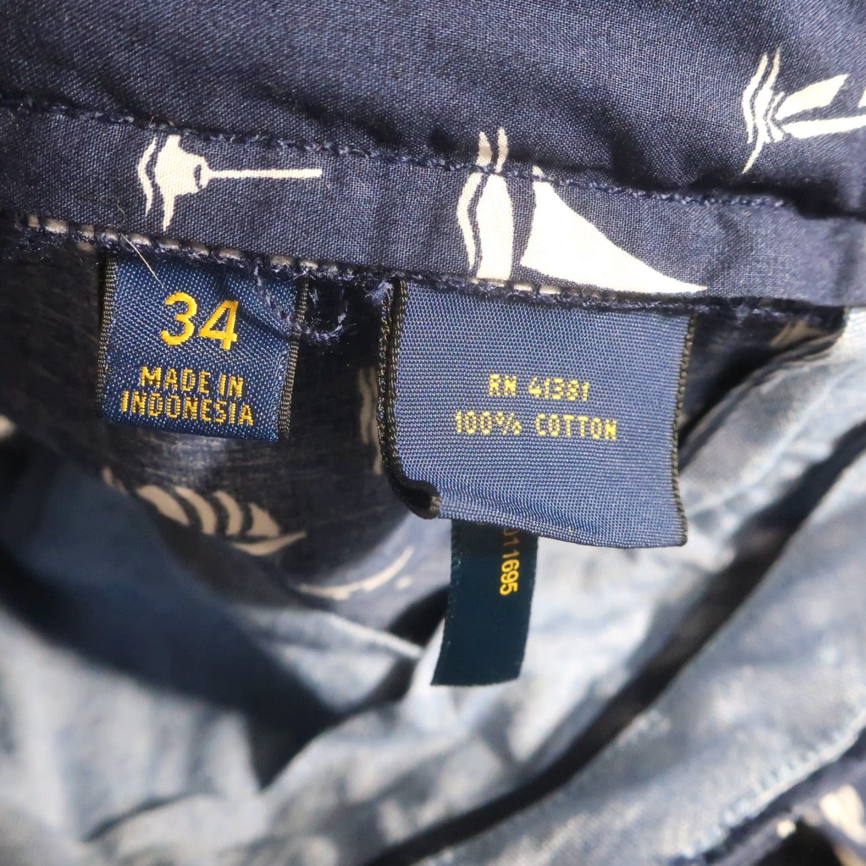 Polo Ralph Lauren VTG Polo Ralph Lauren Shorts Mens 34 Allover Embroidered Sailboats Nautical EUC Size US S / EU 44-46 / 1 - 4 Thumbnail