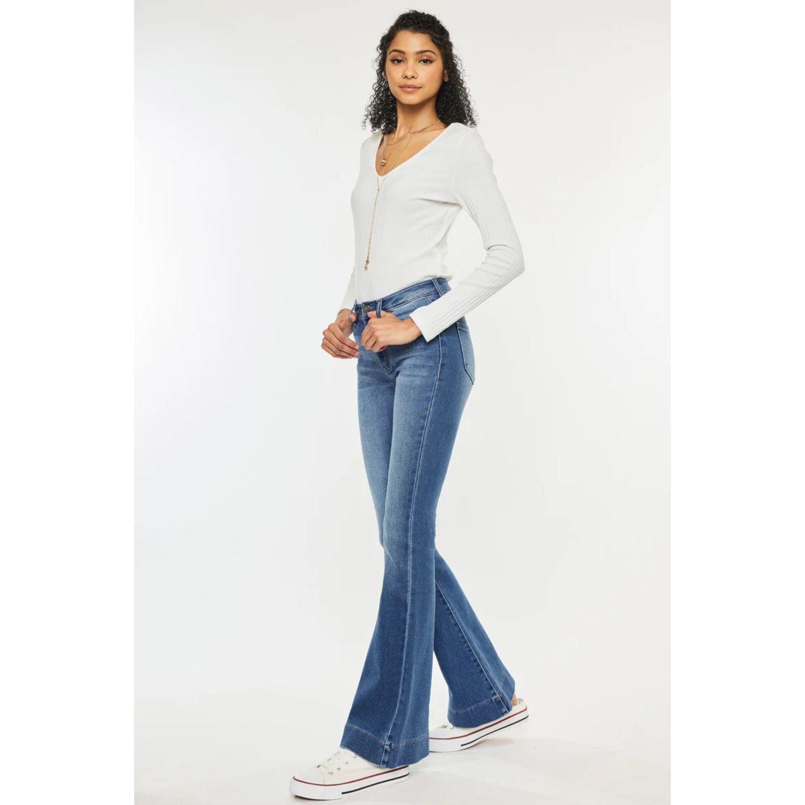 KanCan Women's Roxanne High Rise Flare Jeans Medium Wash - S