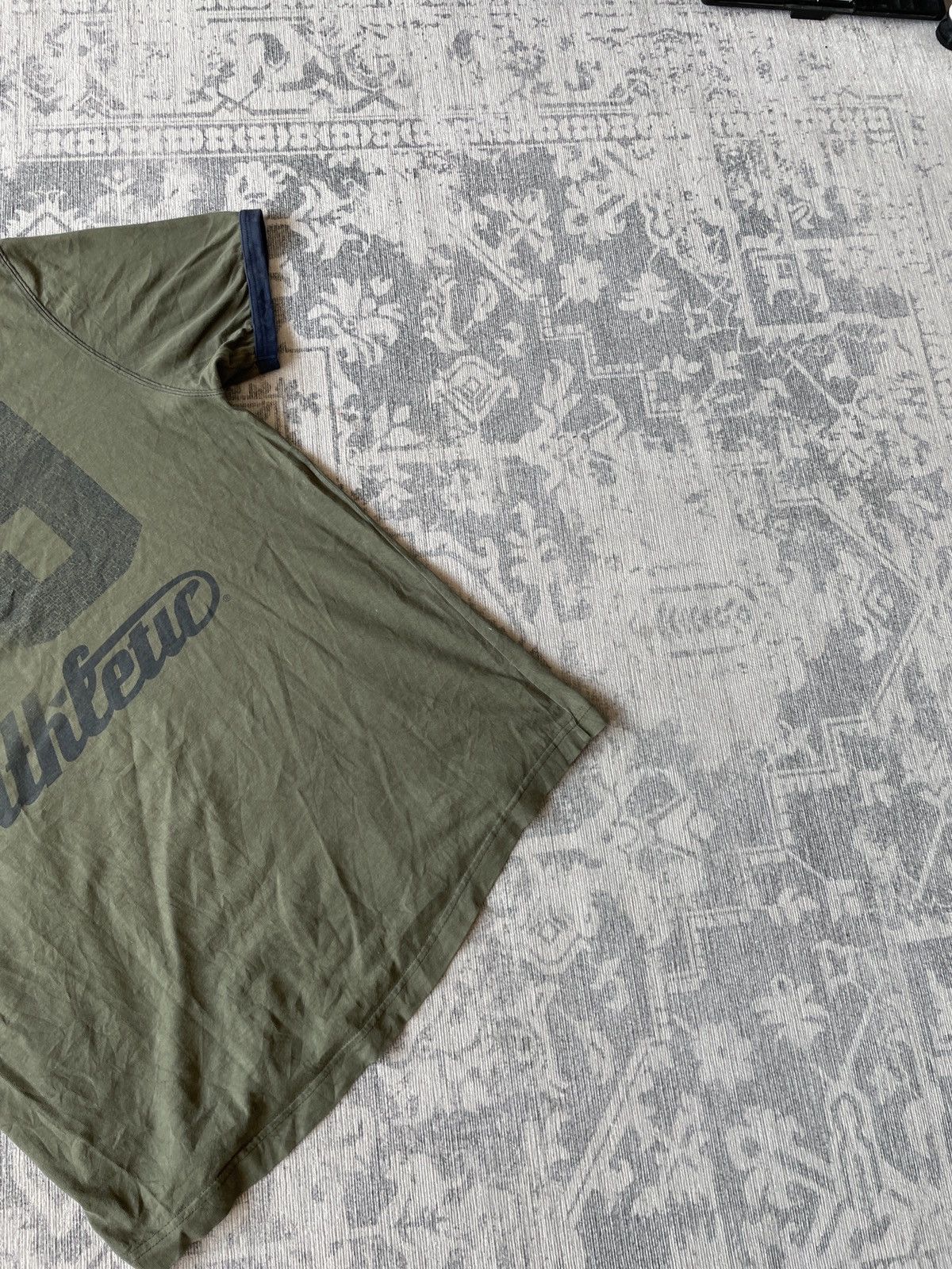 Vintage Nike Vintage T-Shirt Big Logo #71 Japanese Avant Garde Y2K Size US M / EU 48-50 / 2 - 8 Thumbnail