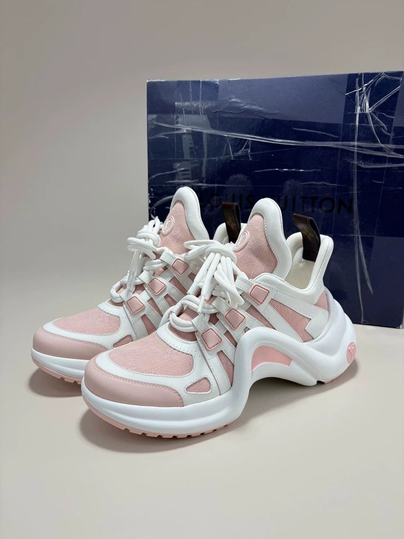 Louis Vuitton Louis Vuitton ARCHLIGHT White Arch Bridge Dad Shoes Size US 7 / IT 37 - 1 Thumbnail