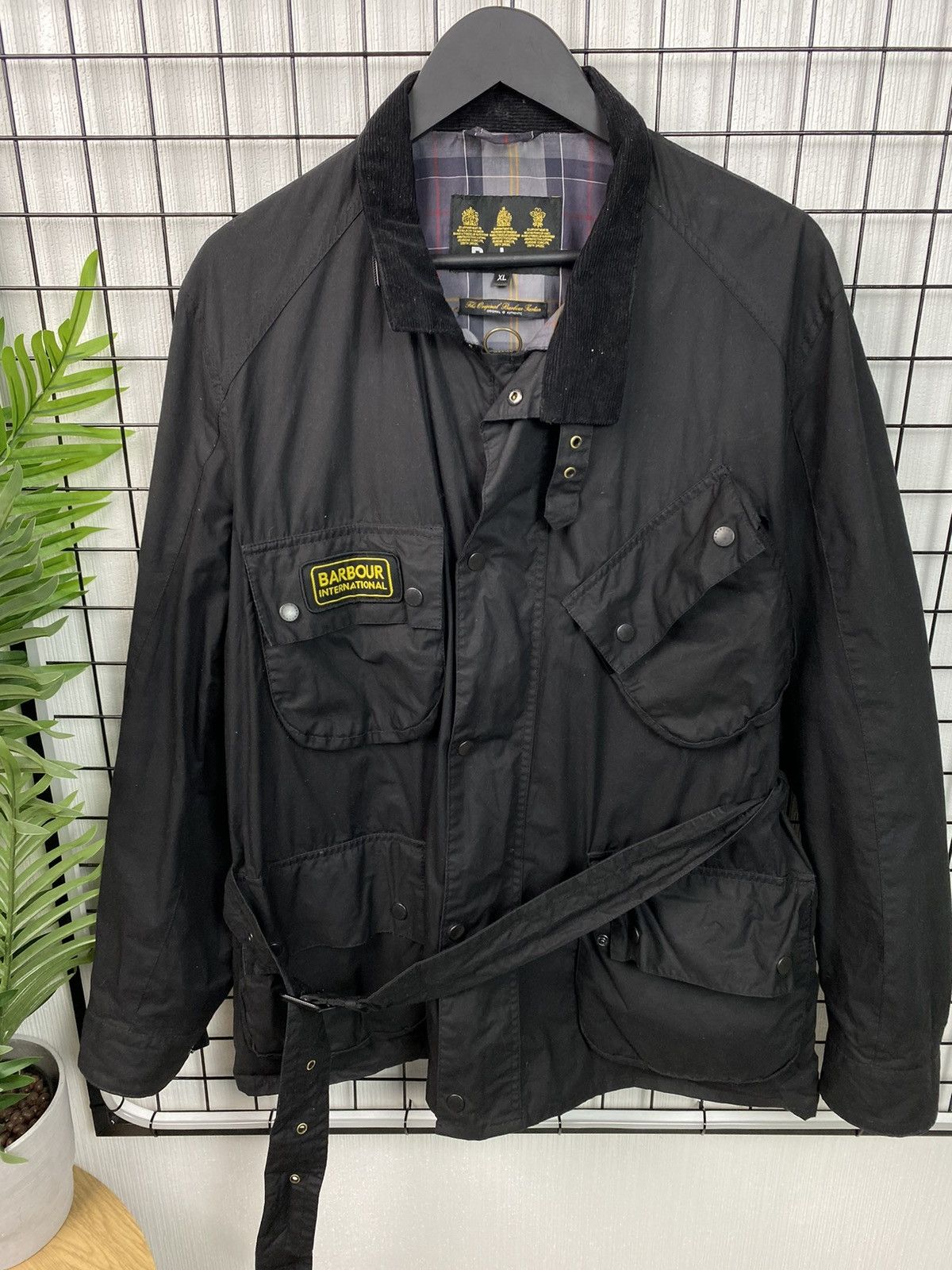 image of Barbour International Flyweight Wax Jacket Men Black Xl