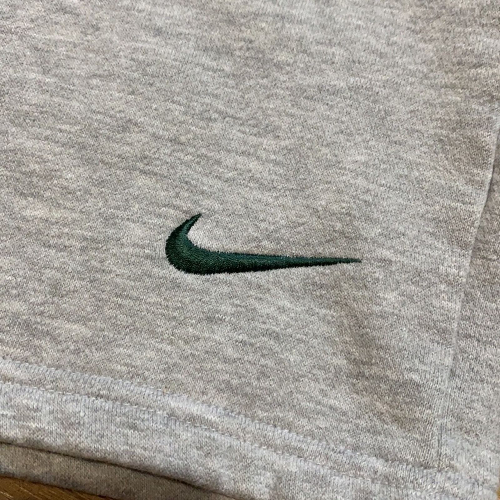 Nike Y2K Nike Oregon Team Shorts Size US 27 - 2 Thumbnail