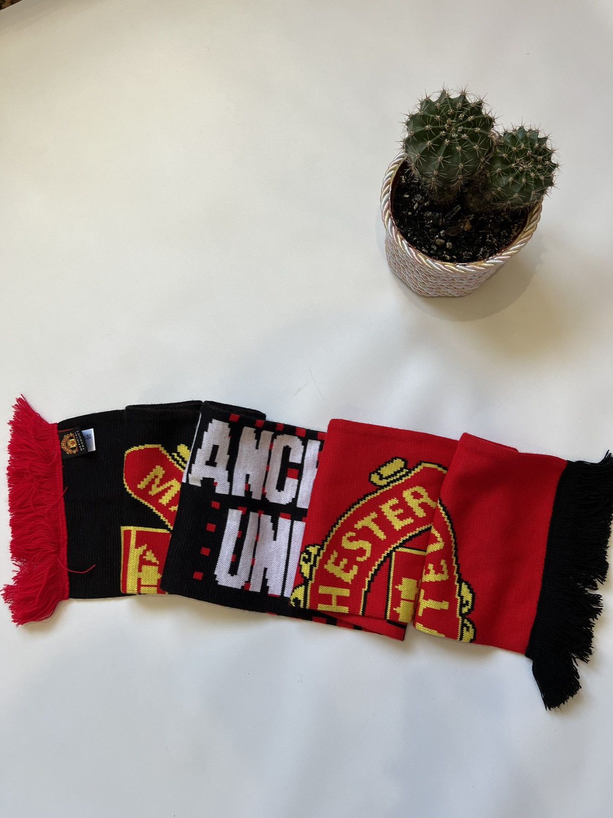 Other Vintage Football Soccer FC Manchester United Scarf Size ONE SIZE - 1 Thumbnail