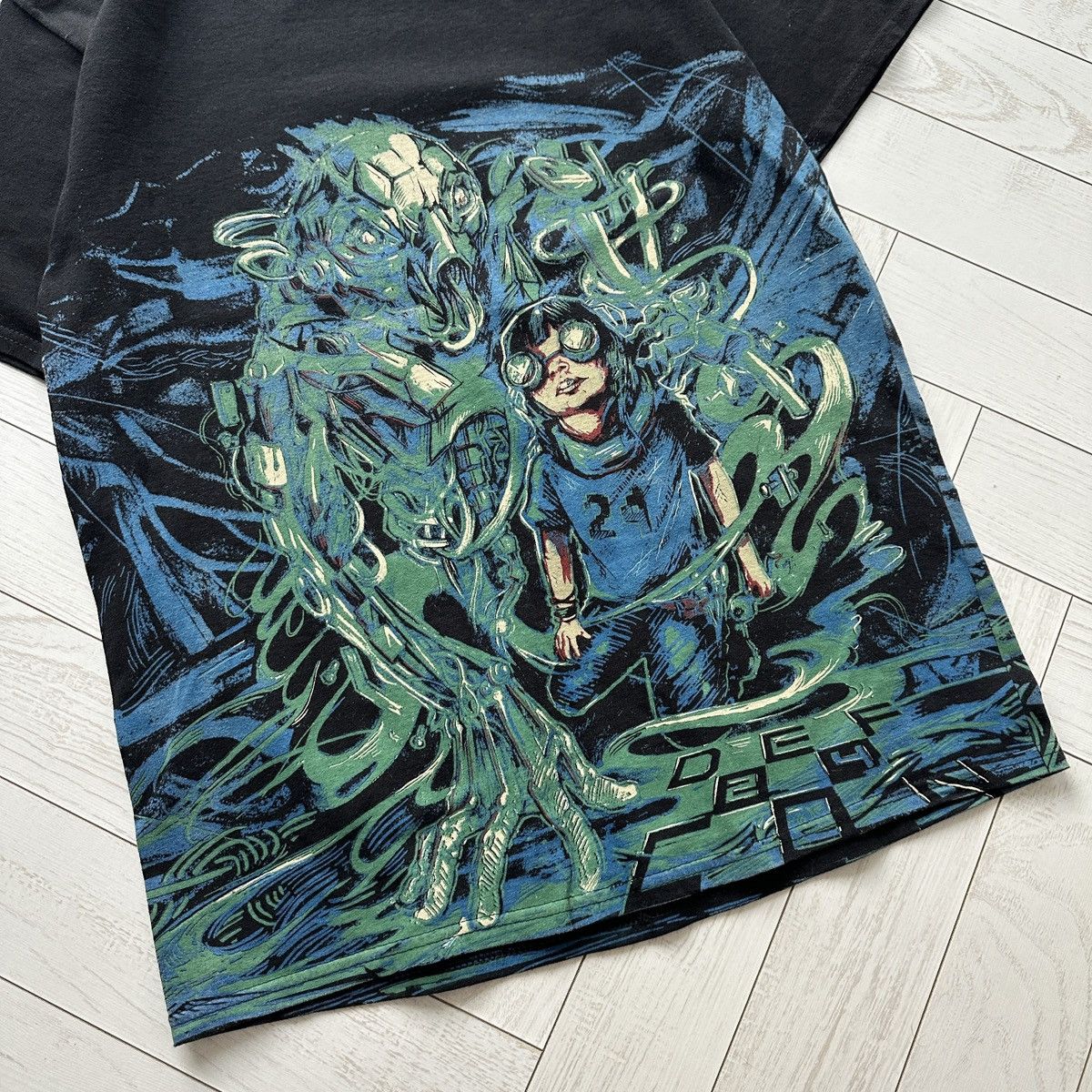 DEFCON Defcon 2024 Disobey Cyberpunk Girl tee Hacker y2k rare hype Size US M / EU 48-50 / 2 - 6 Thumbnail