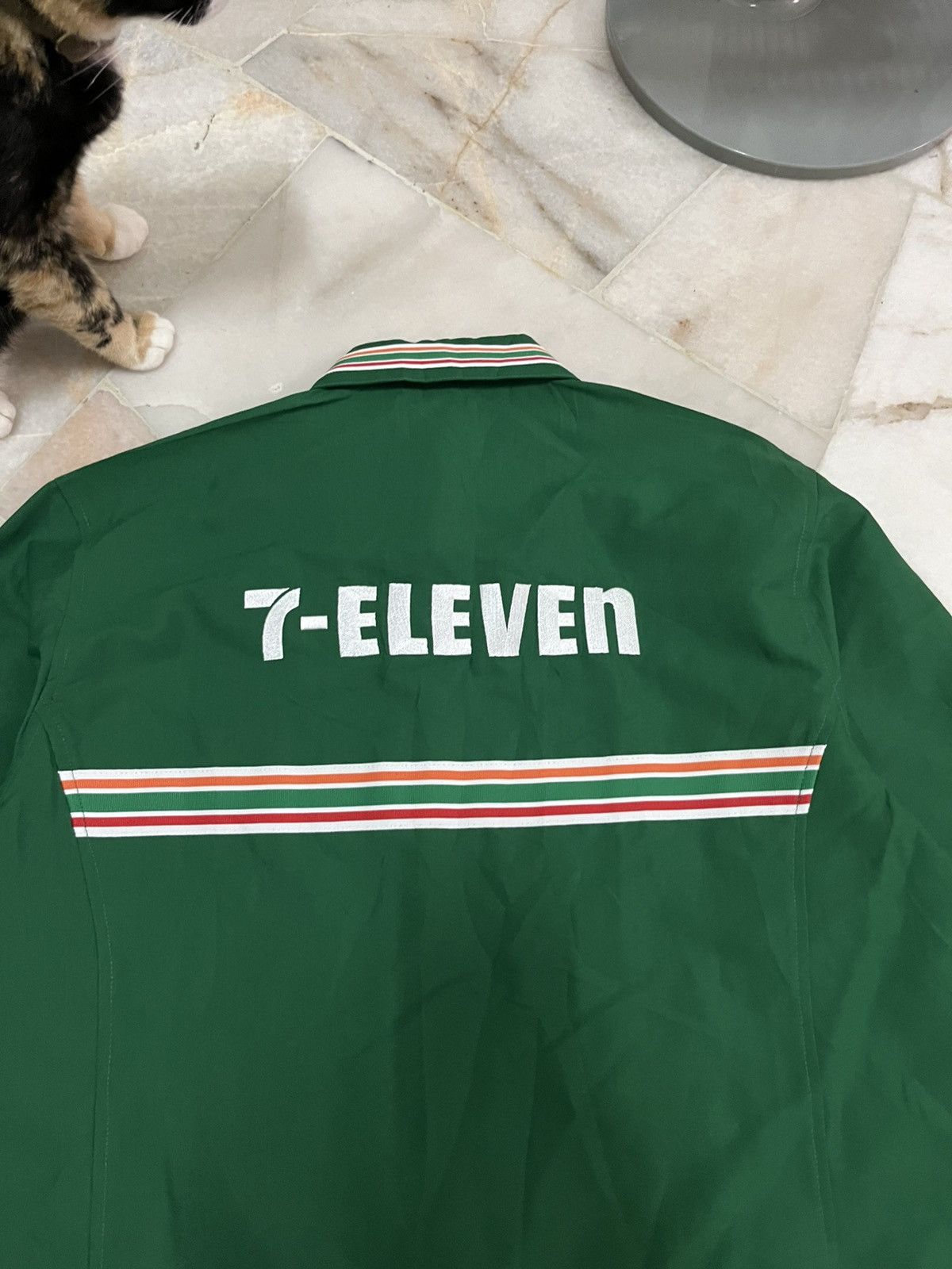 Japanese Brand 7 Eleven Uniform Workers Shirt Size US M / EU 48-50 / 2 - 10 Thumbnail