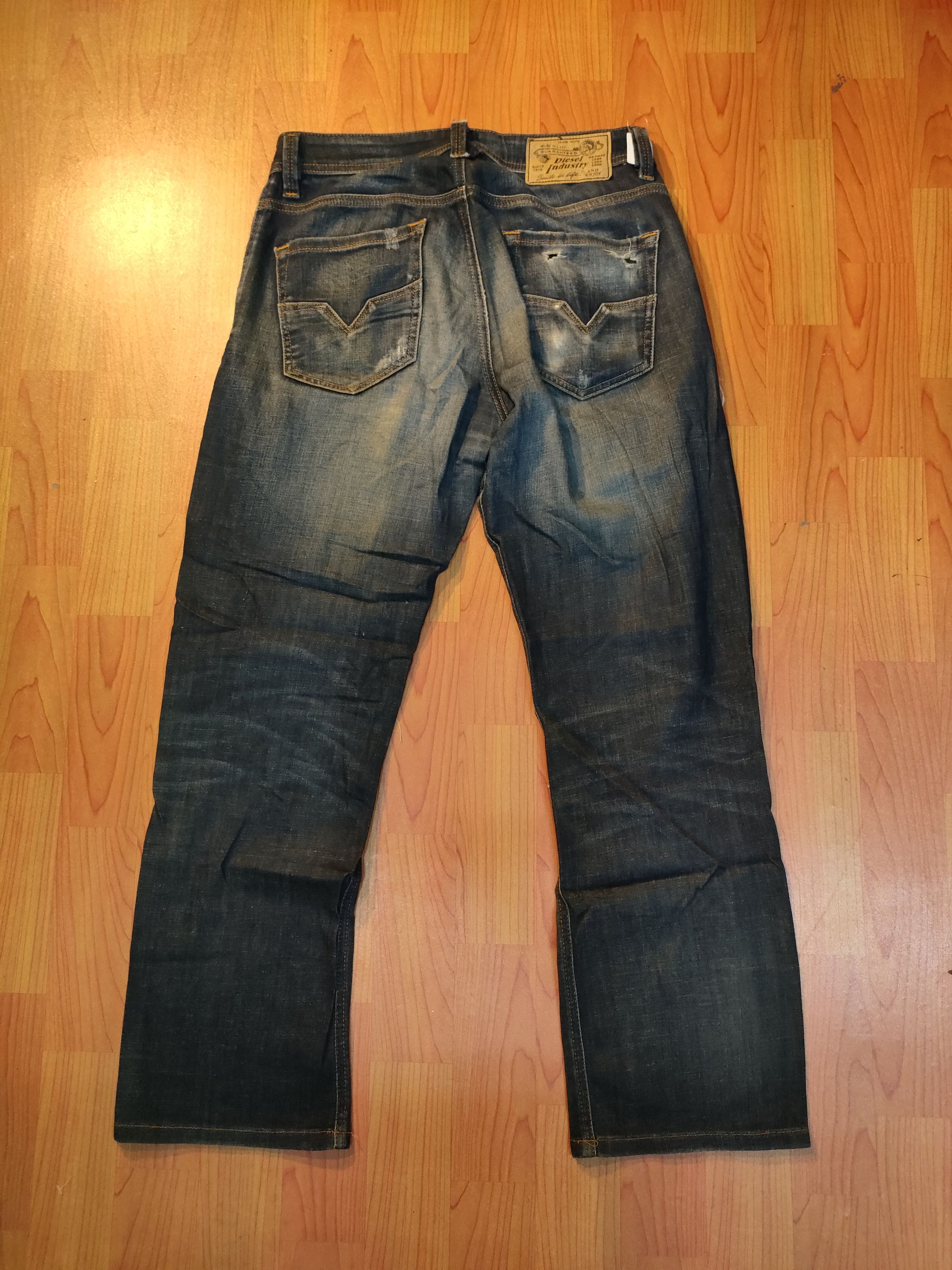 Diesel Distressed Diesel Larkee Jeans Size US 30 / EU 46 - 4 Thumbnail