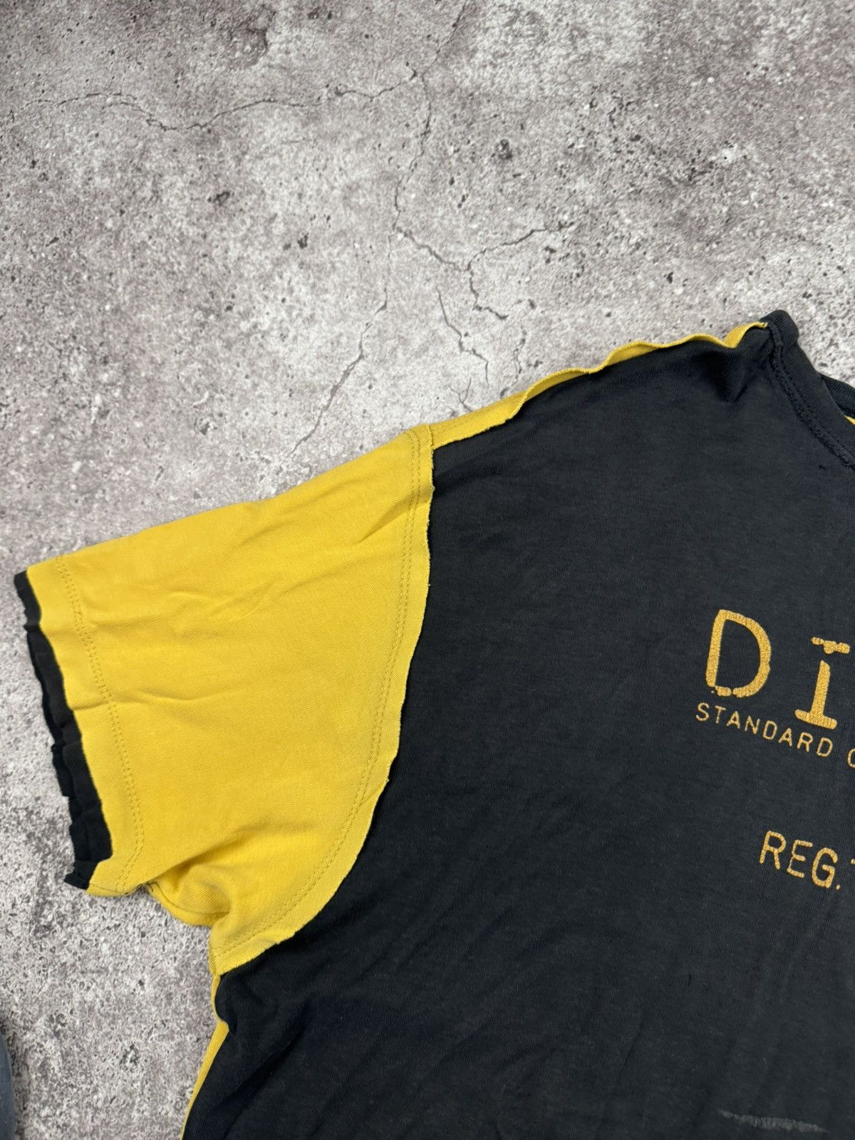 Diesel Diesel Vintage Distressed T-Shirt Big Logo Y2K Japanesse Size US L / EU 52-54 / 3 - 8 Thumbnail
