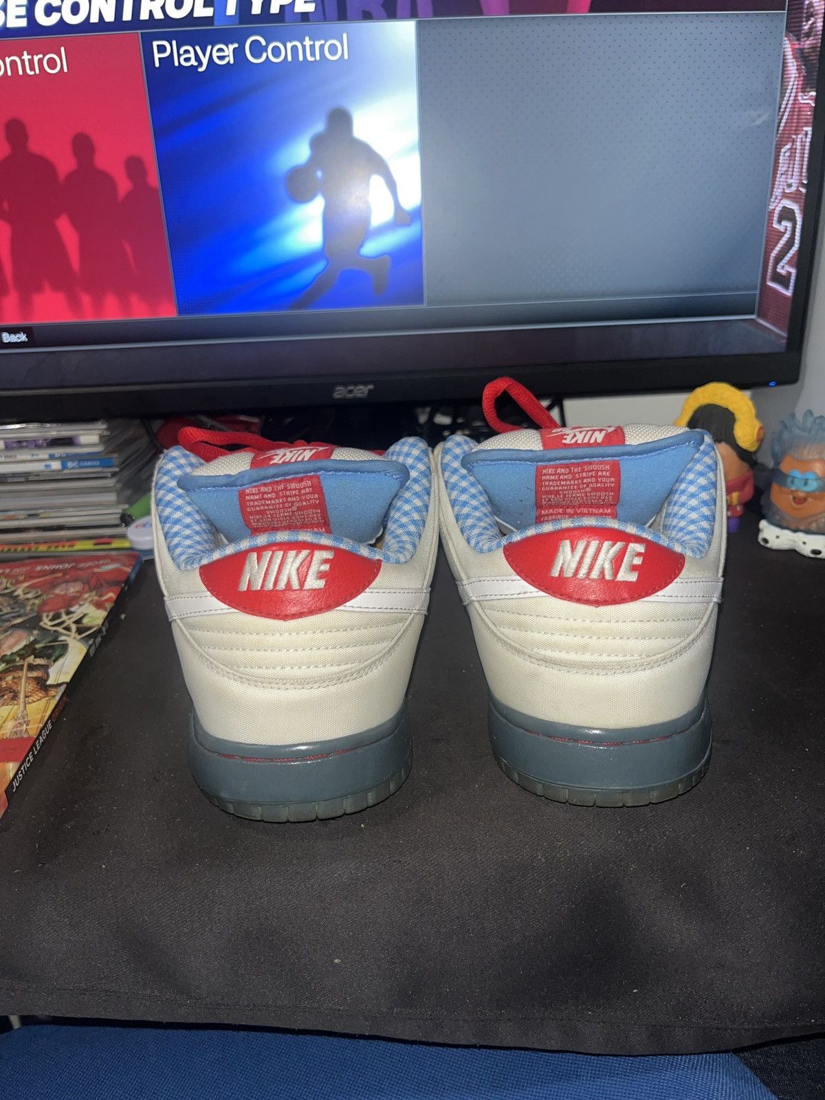 Nike Nike SB Dunk low Dorothy Size US 11 / EU 44 - 2 Thumbnail