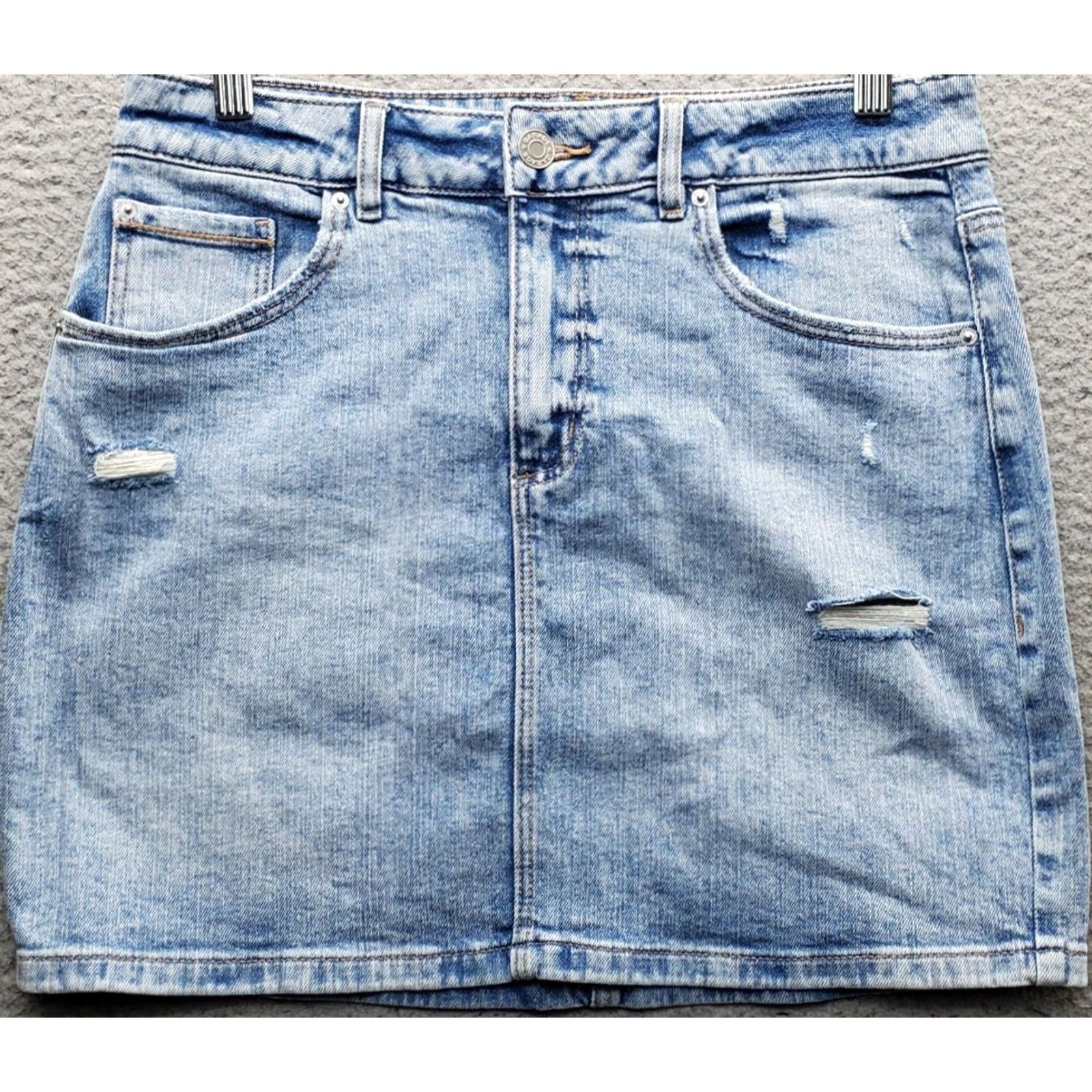 Garage Garage Womens Mini Skirt M Blue Denim Distressed Light Wash 5-Pocket Design Shorts? Size 32" / US 10 / IT 46 - 2 Thumbnail