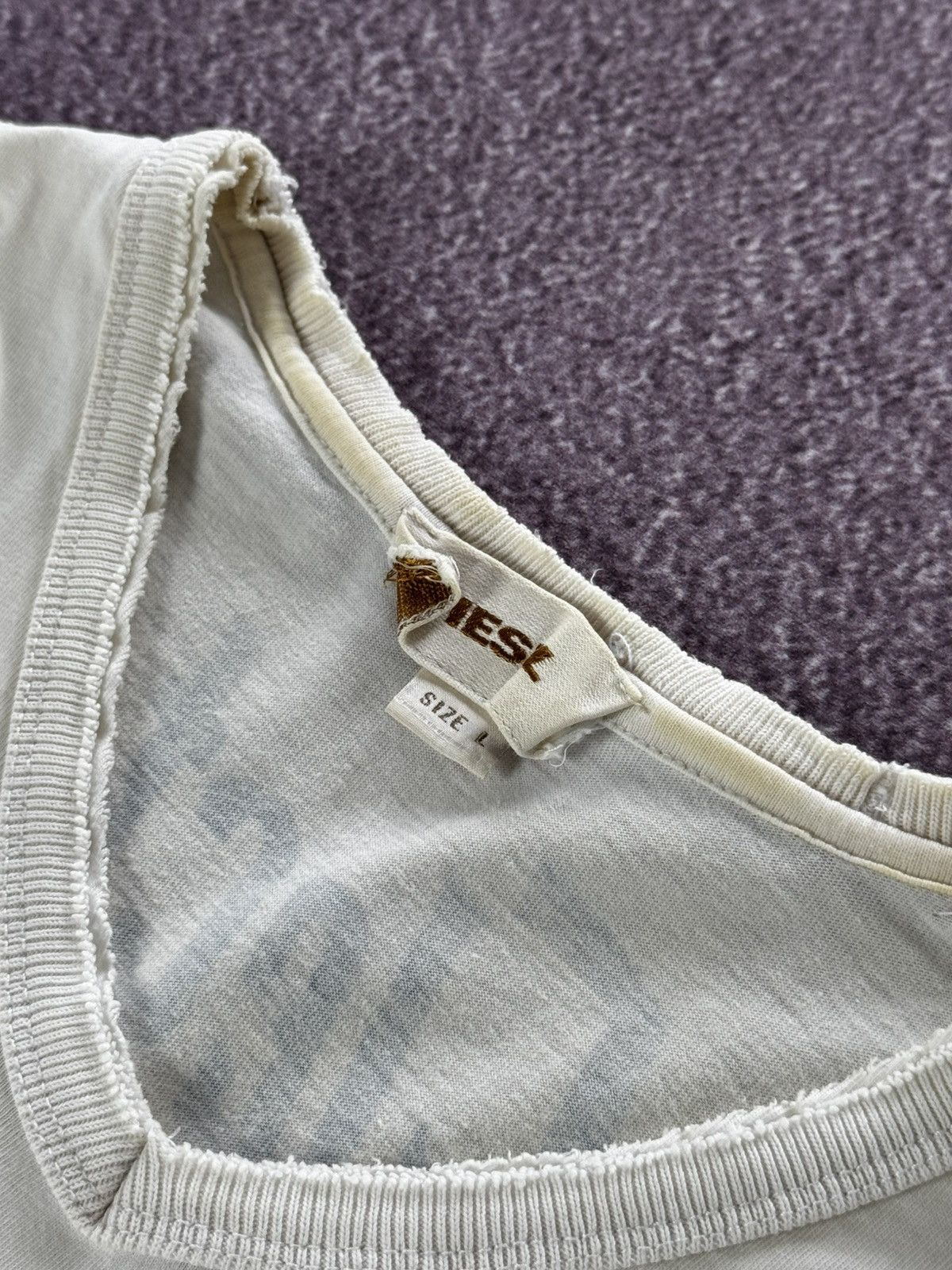 Diesel Vintage Diesel Distressed Hype Y2K T-shirt Size L Size L / US 10 / IT 46 - 10 Thumbnail