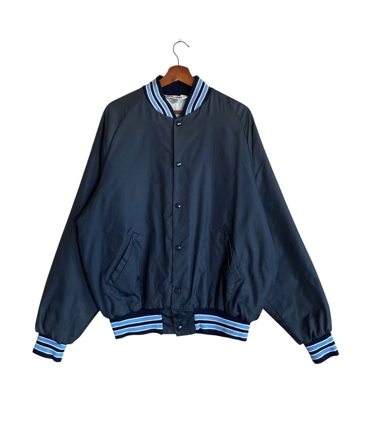 Vintage Rare Design Vintage United States Air Forces Varsity 1980s Size US L / EU 52-54 / 3 - 2 Thumbnail