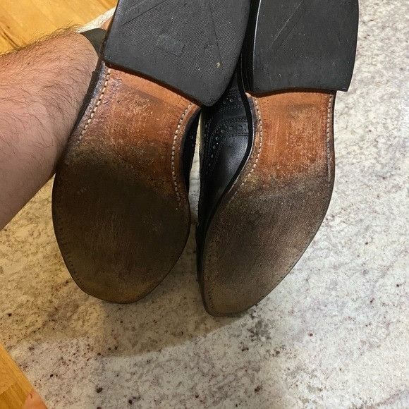 Allen Edmonds Allen‎ Edmonds Wingtips - Size 9 Size US 9 / EU 42 - 4 Thumbnail