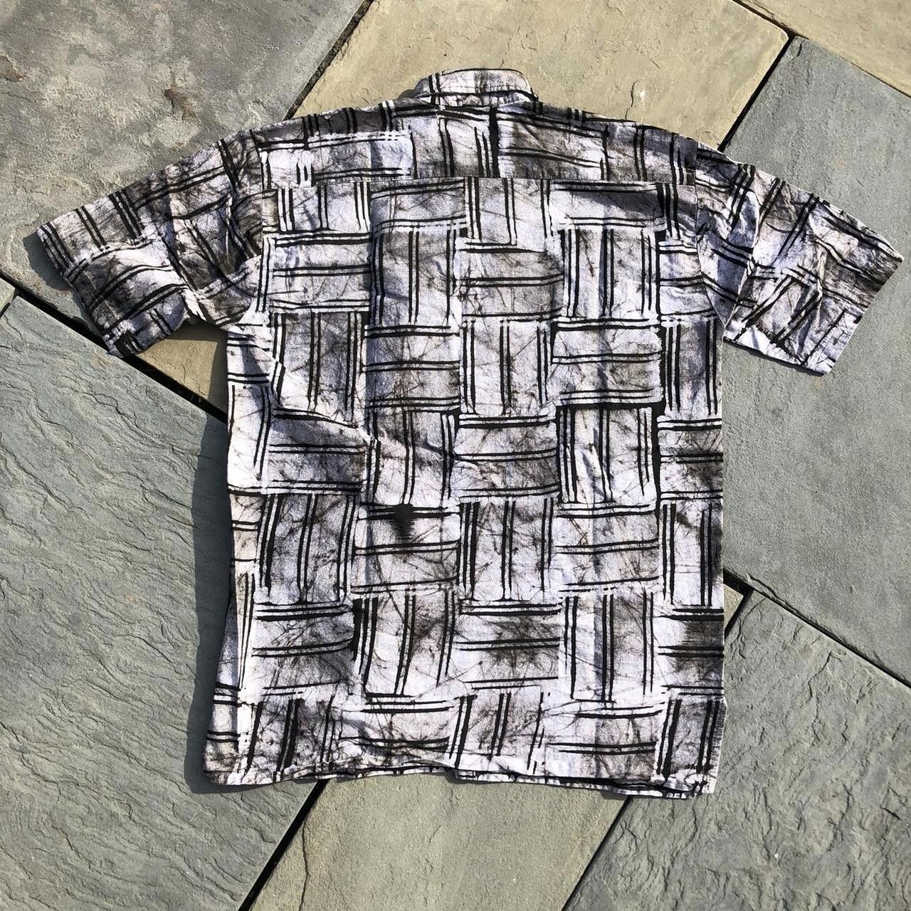 Vintage Men's Black and Grey Shirt Size US XL / EU 56 / 4 - 2 Thumbnail