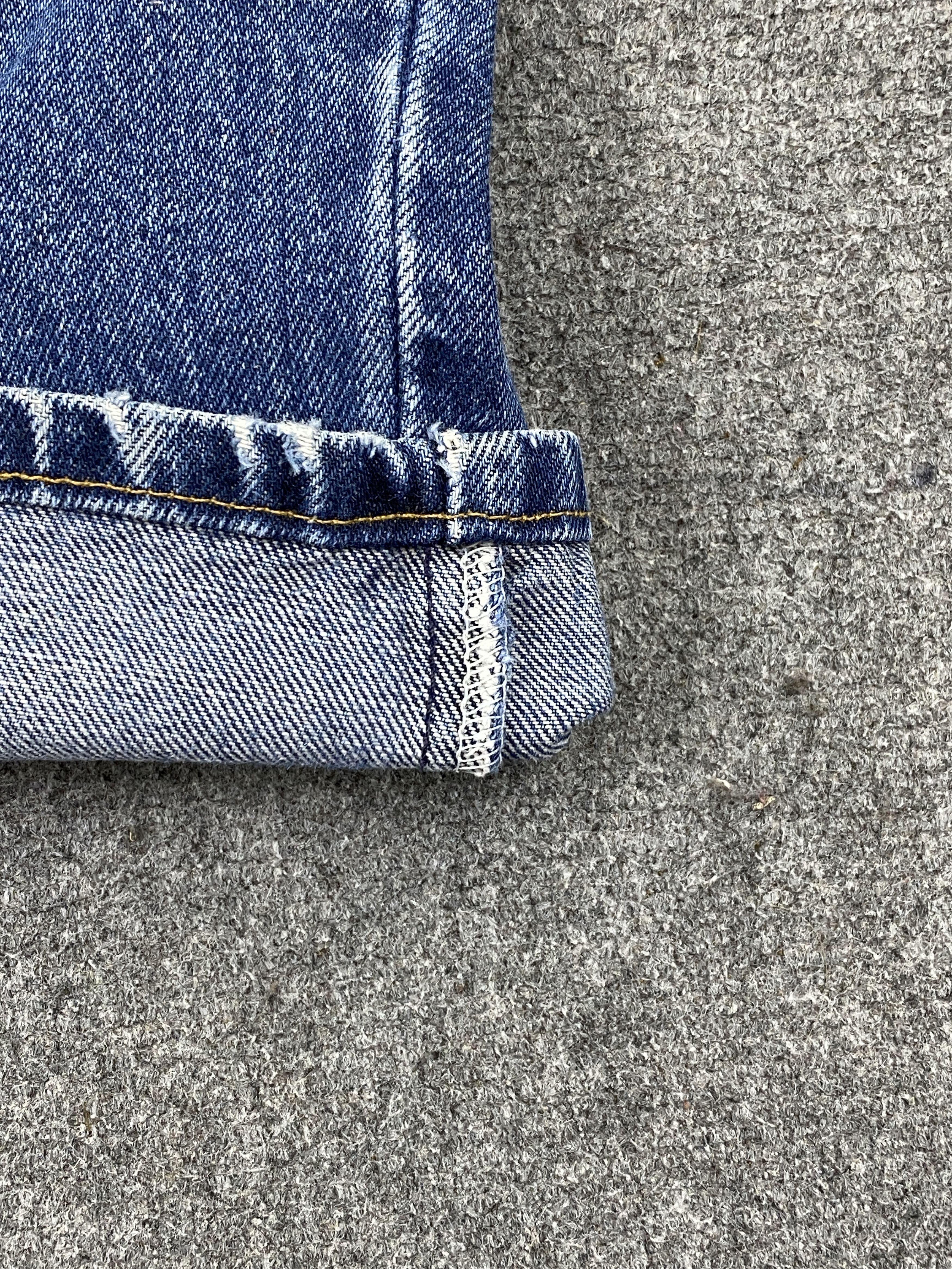 Levi's Vintage 90s Levis 550 Relaxed Fit Faded Blue Jeans DP2716 Size US 32 / EU 48 - 12 Thumbnail