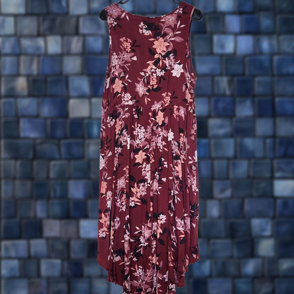Torrid Torrid Womens Dress Size 1 Floral Sleeveless Scoop Neck High Low Red Size XS / US 0-2 / IT 36-38 - 1 Thumbnail