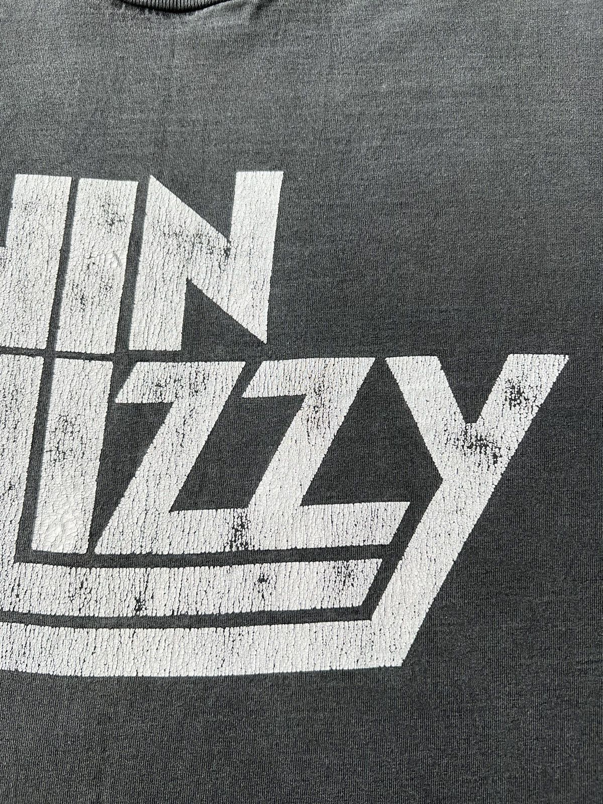 Band Tees Vintage 90s Thin Lizzy Jailbreak Faded Black T-shirt Size US M / EU 48-50 / 2 - 5 Thumbnail